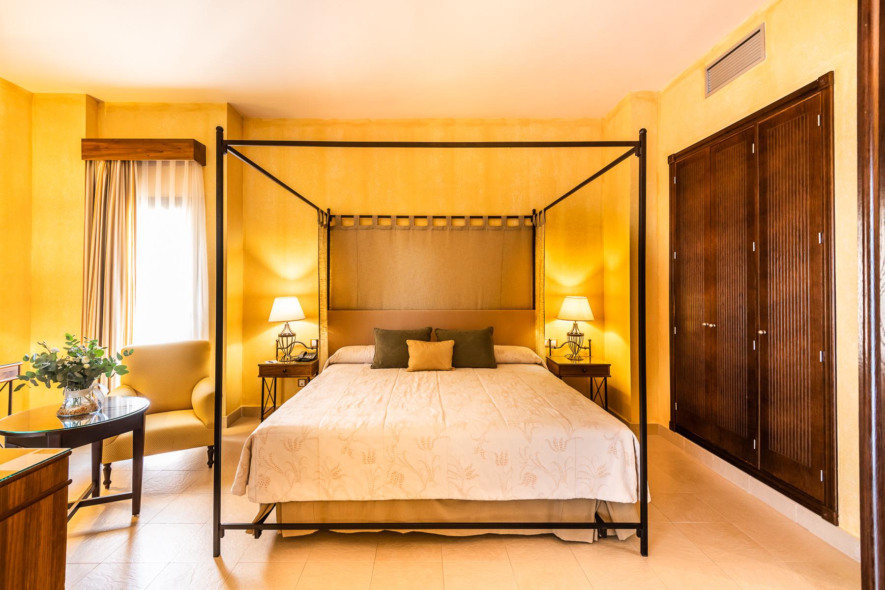 Intelier Airen Hotel 4*