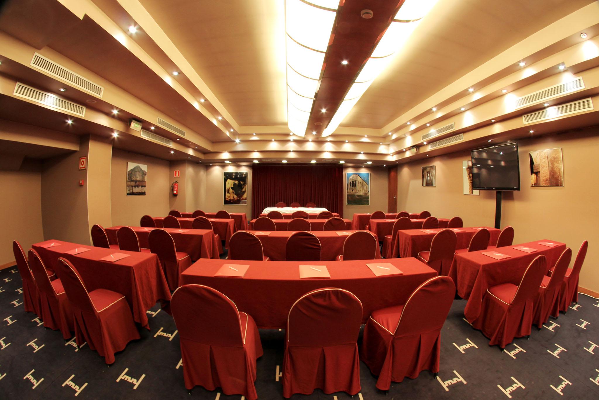 Silken Monumental Naranco Hotel 4*