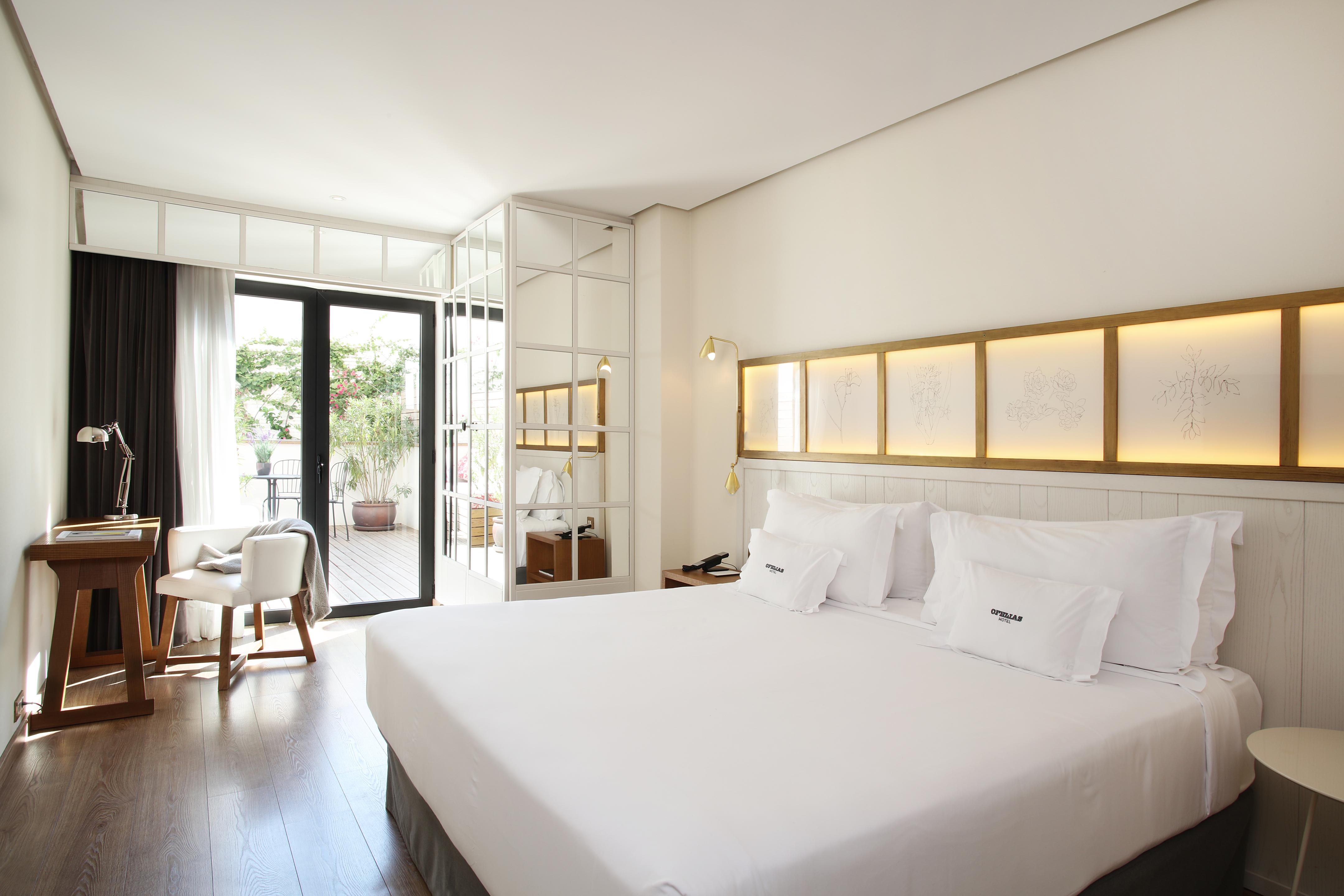 Hotel Ofelias 4sup By Bondia Group