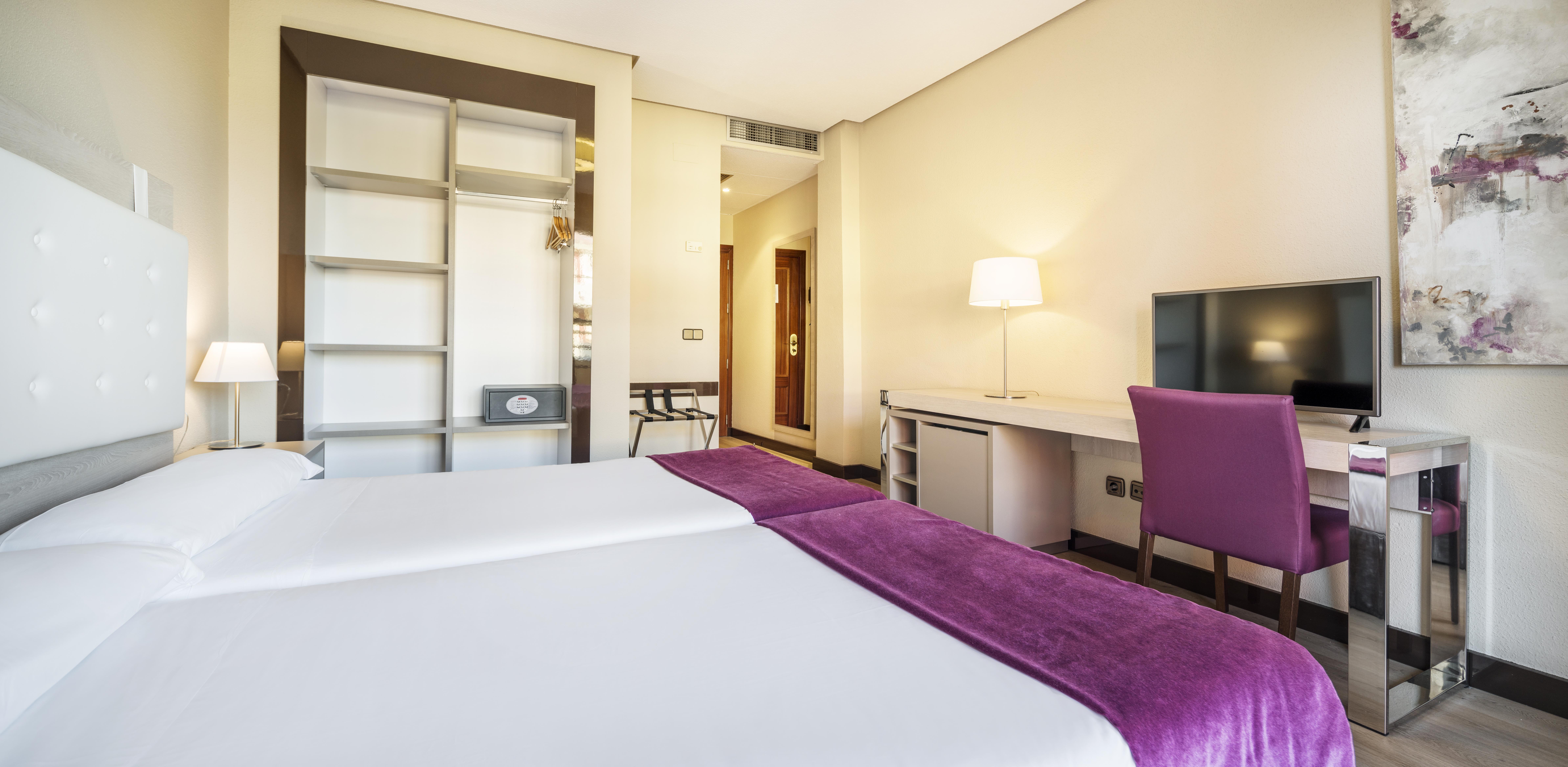 Hotel Ilunion Golf