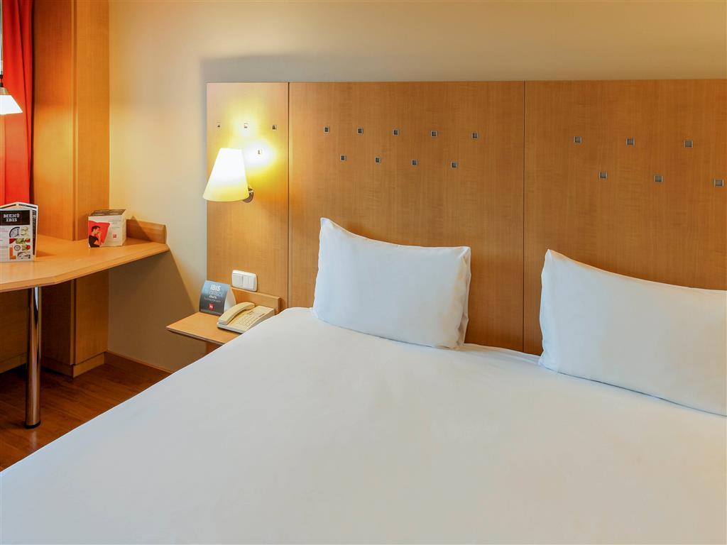 Ibis La Garena 3*