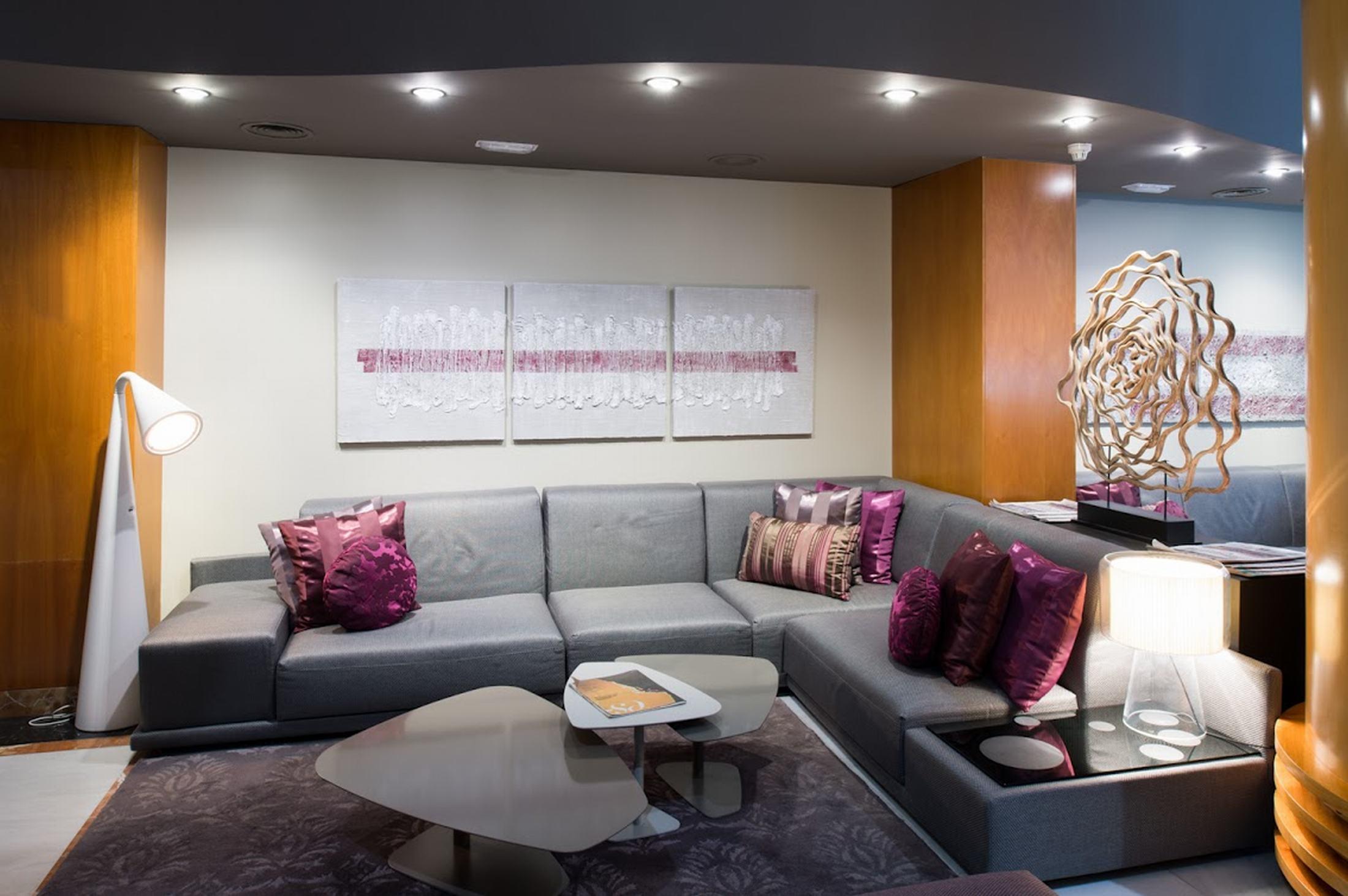 Catalonia Plaza Cataluña Hotel 4*