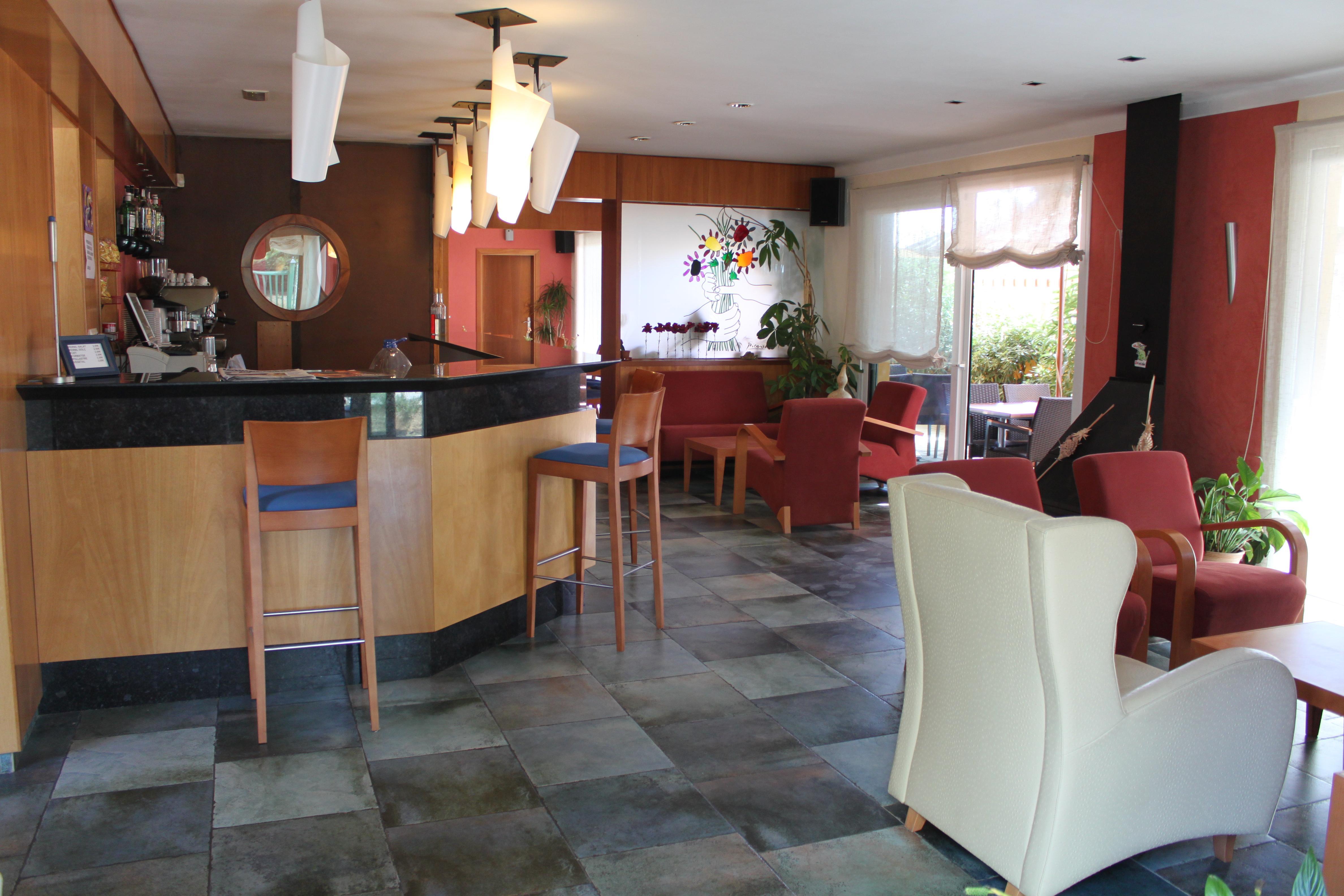 Picasso Hotel 2*