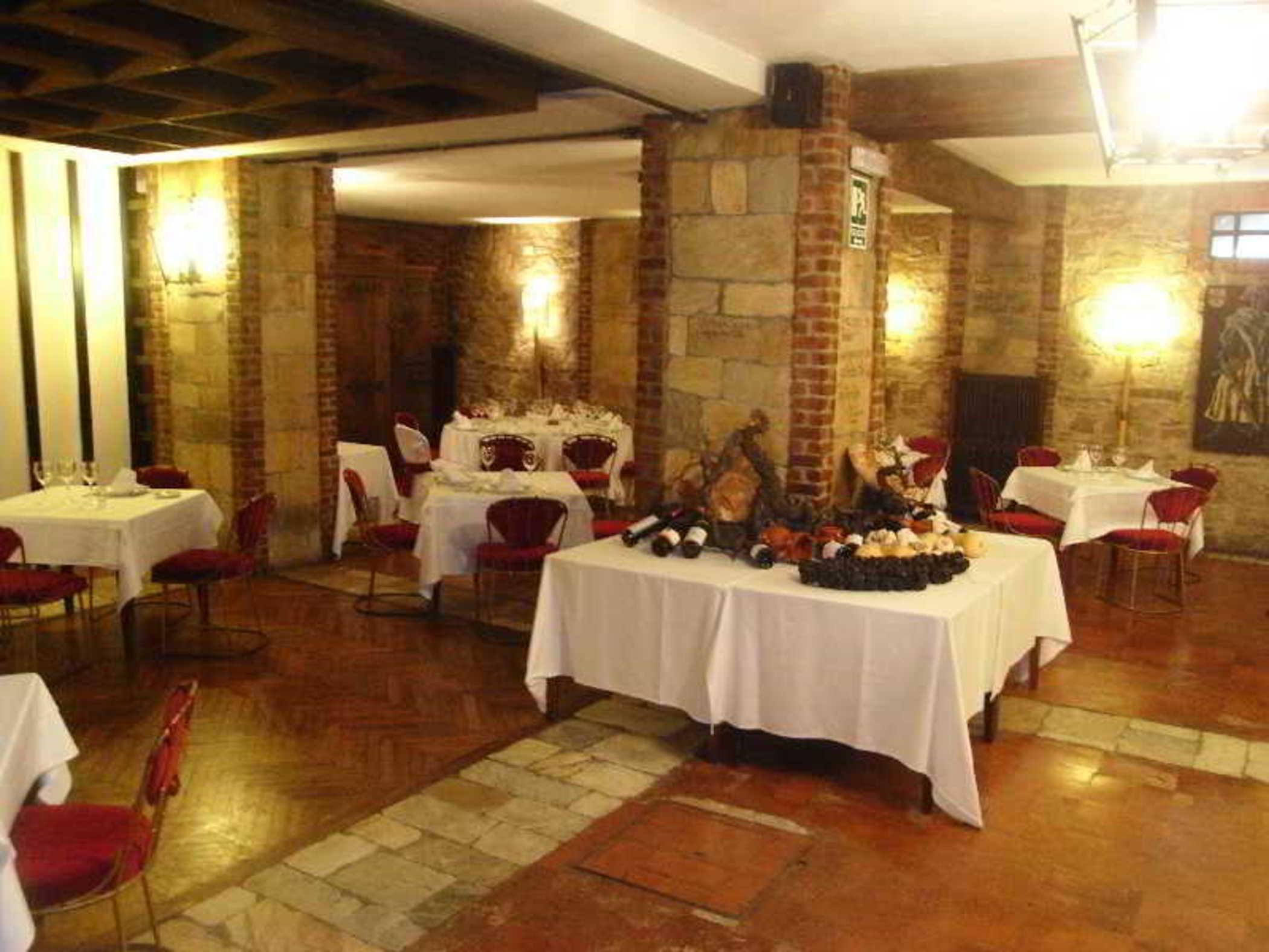 Temple Hotel 4*