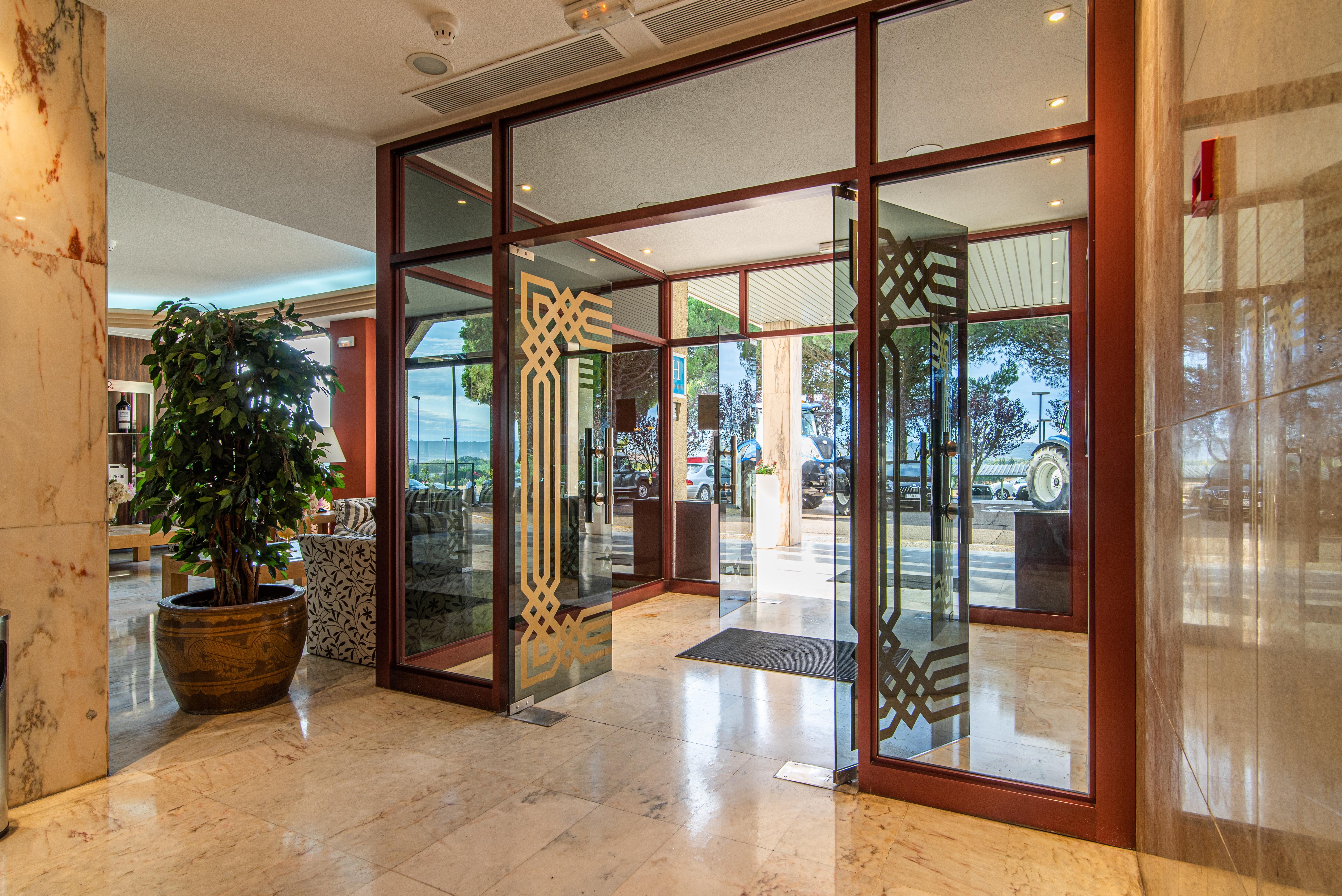 Hospedium Europa Centro Hotel 4*