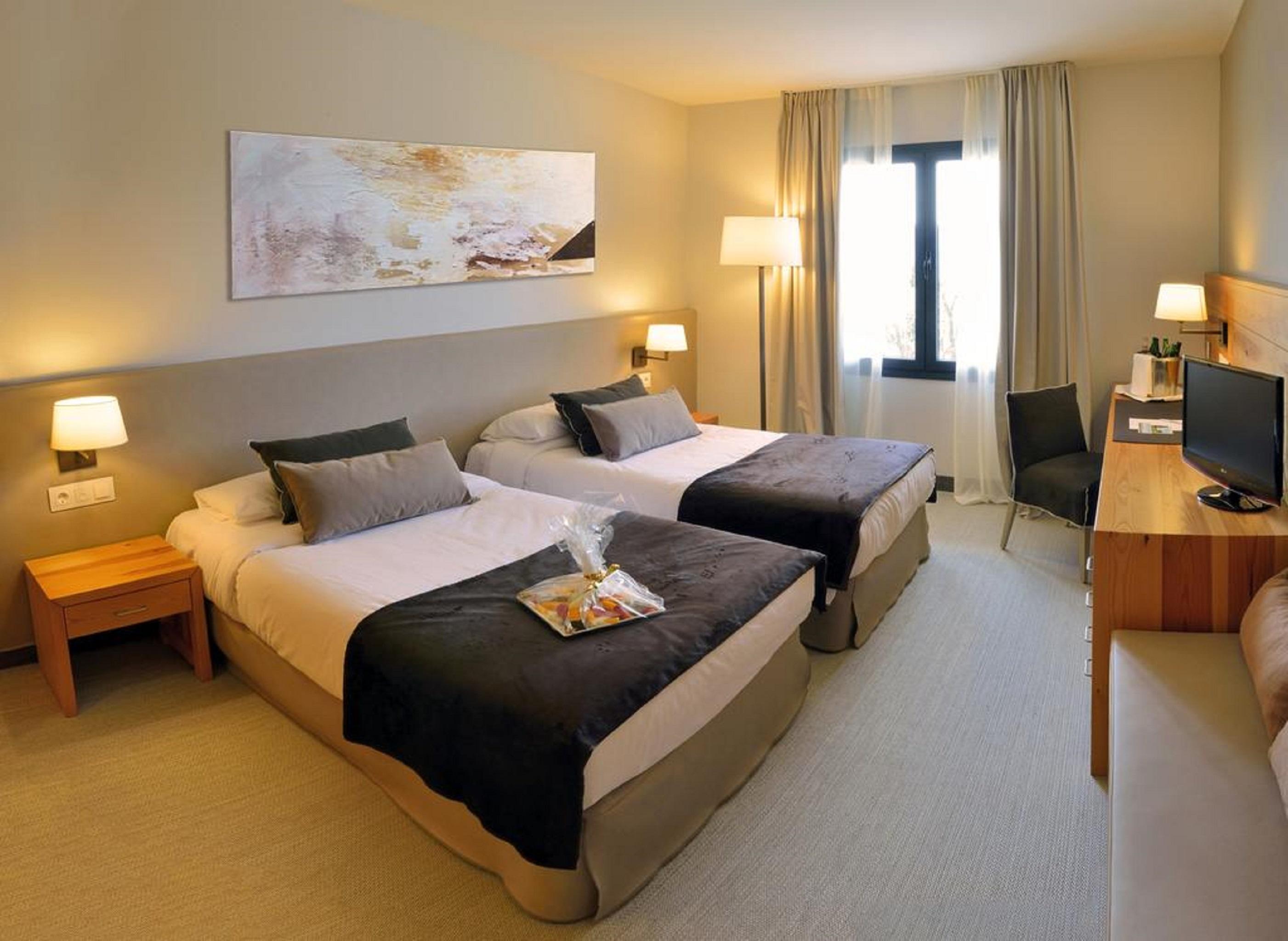 Montanya 4*