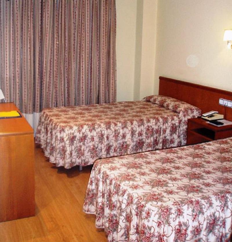 Express Covadonga Hotel 2*