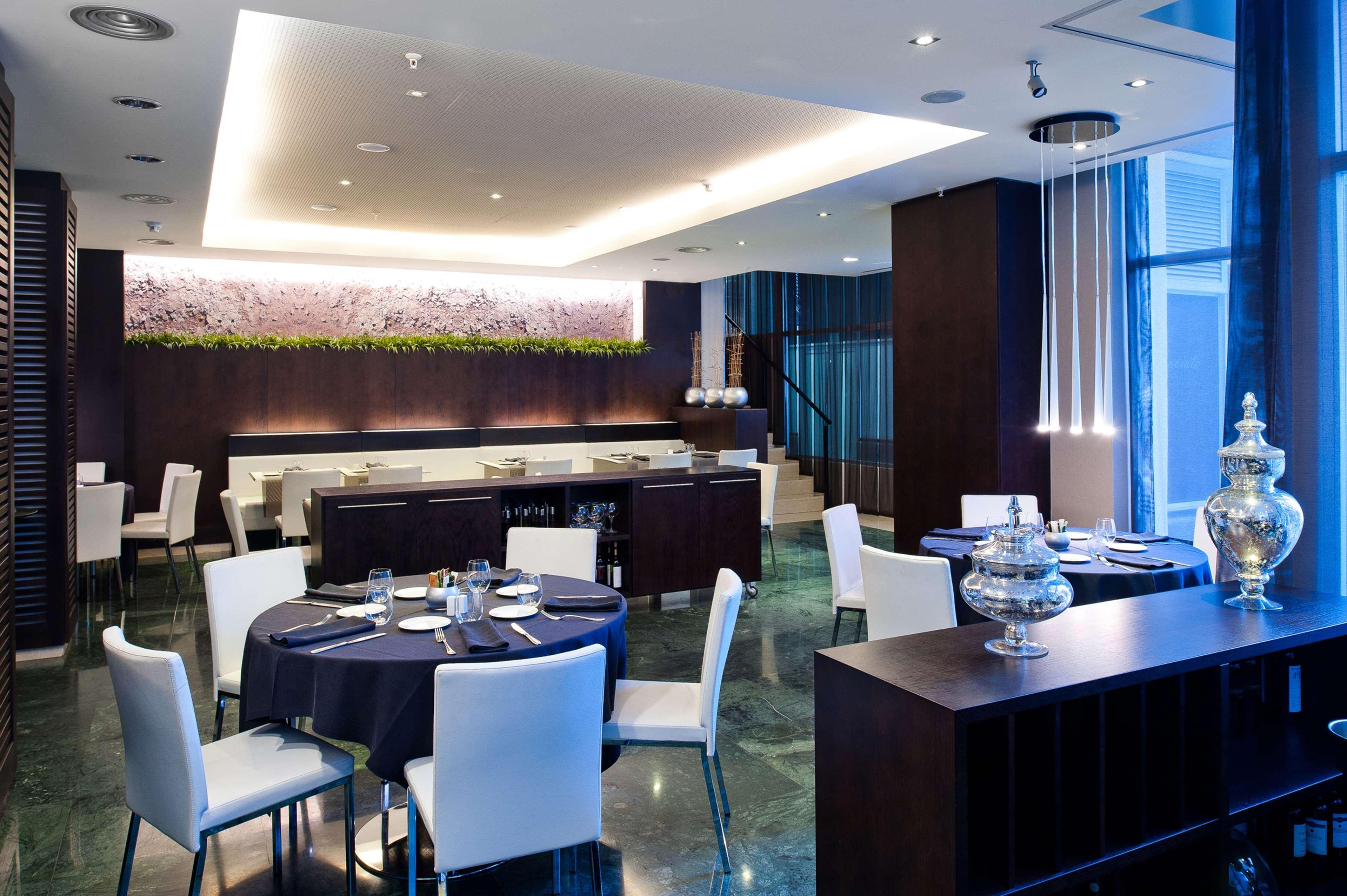 Hotel Catalonia Rigoletto 4*