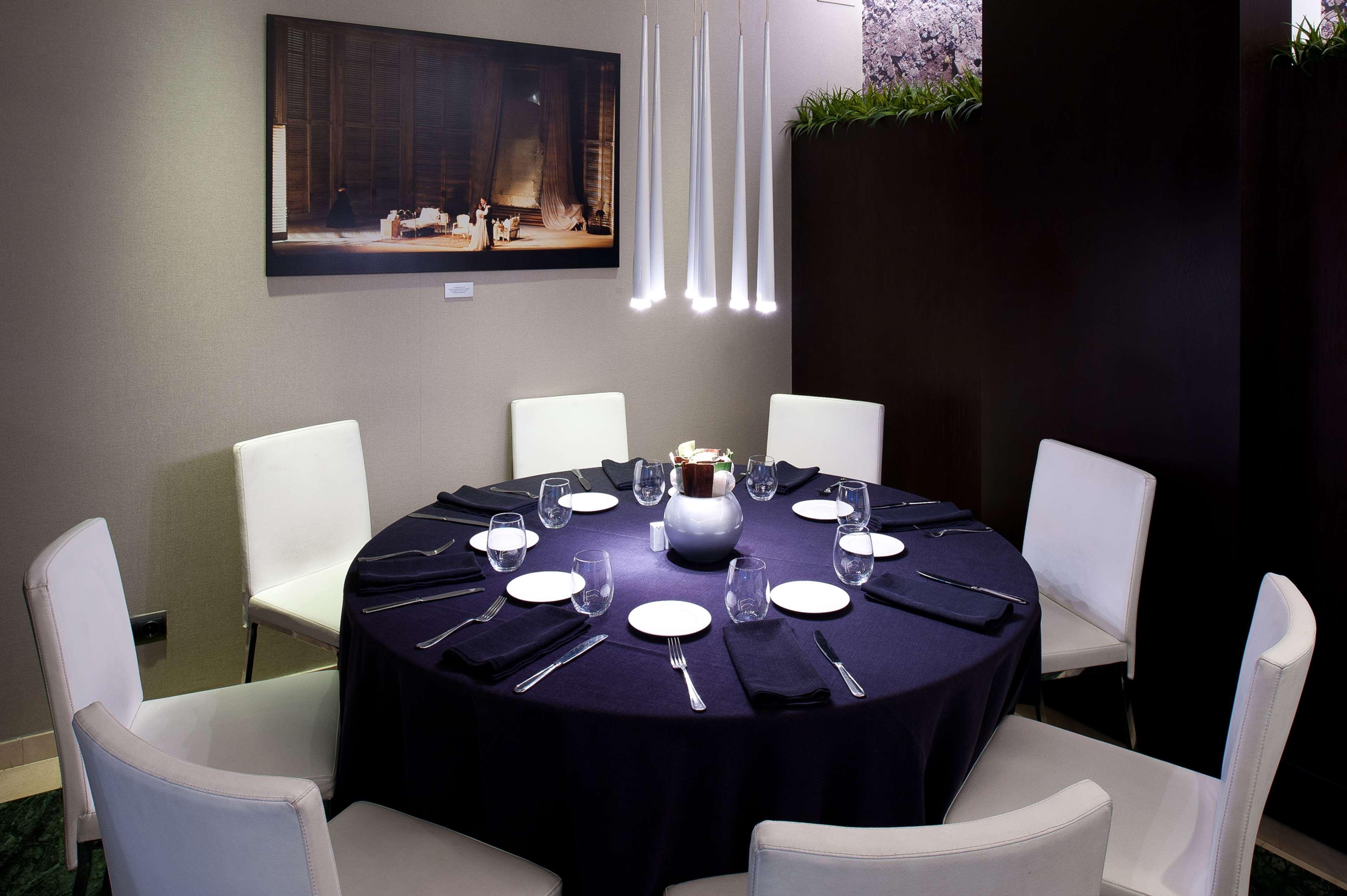 Hotel Catalonia Rigoletto 4*