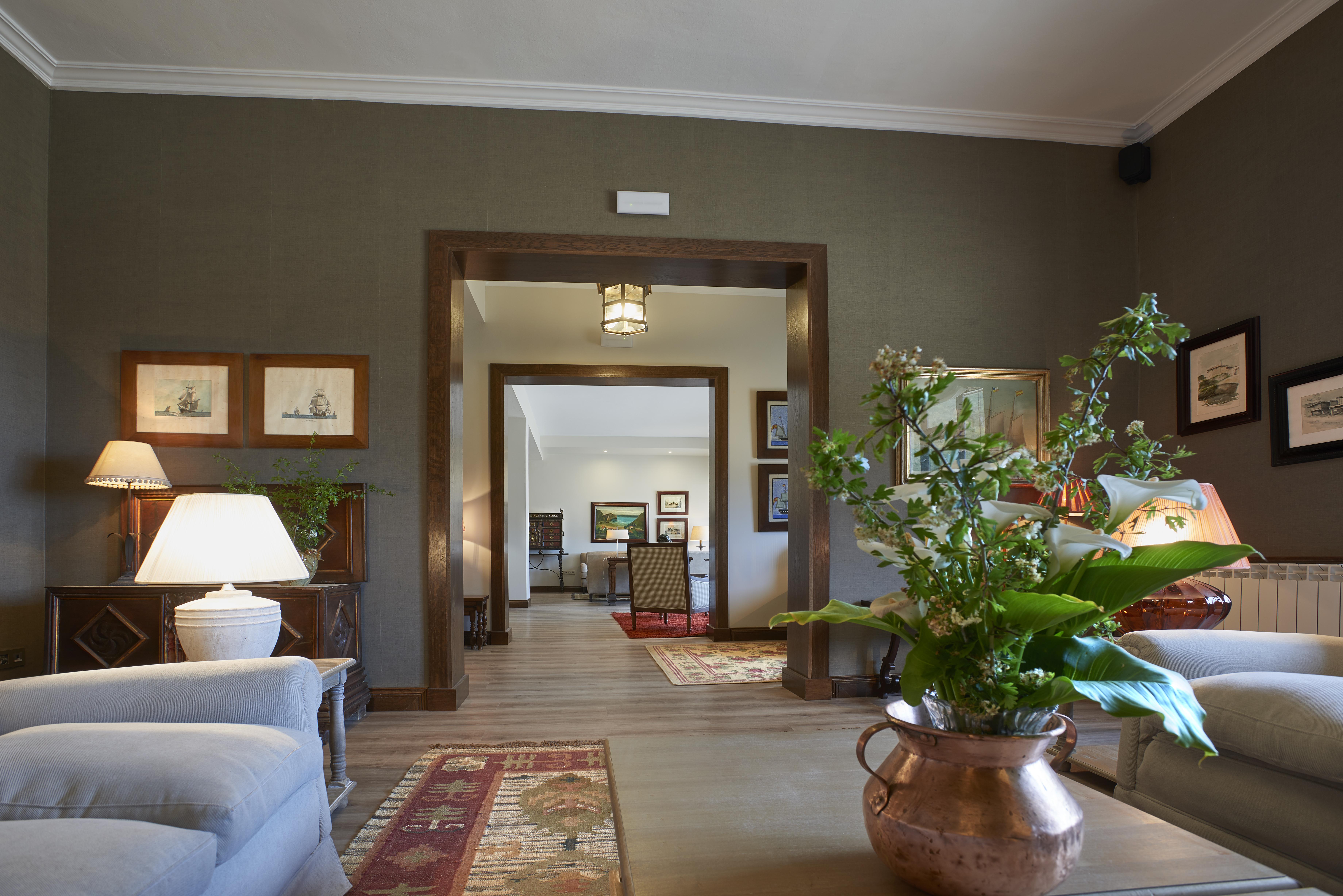 Hotel Mirador De 4*