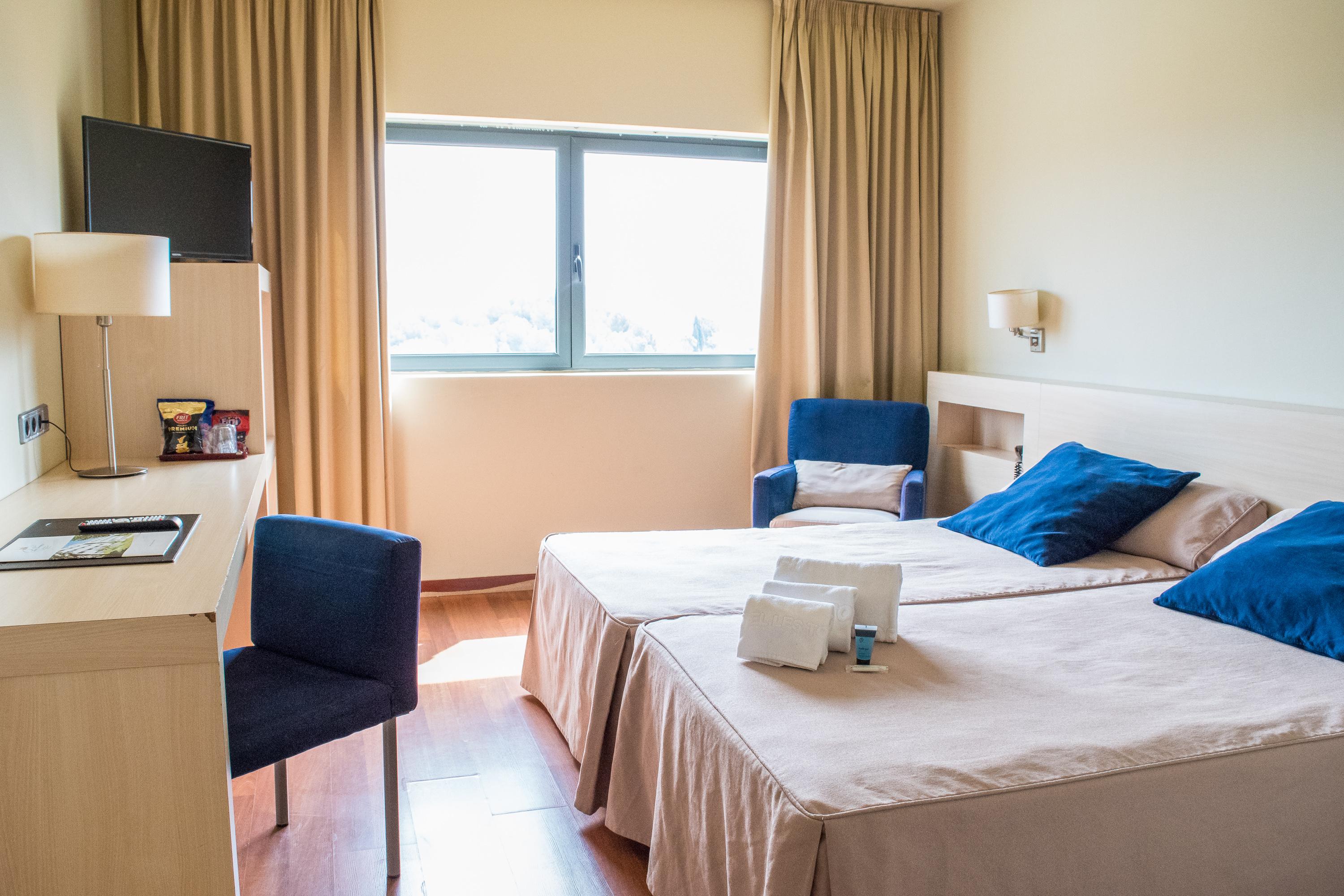 Les Torres 3* Sant Esteve Sesrovires