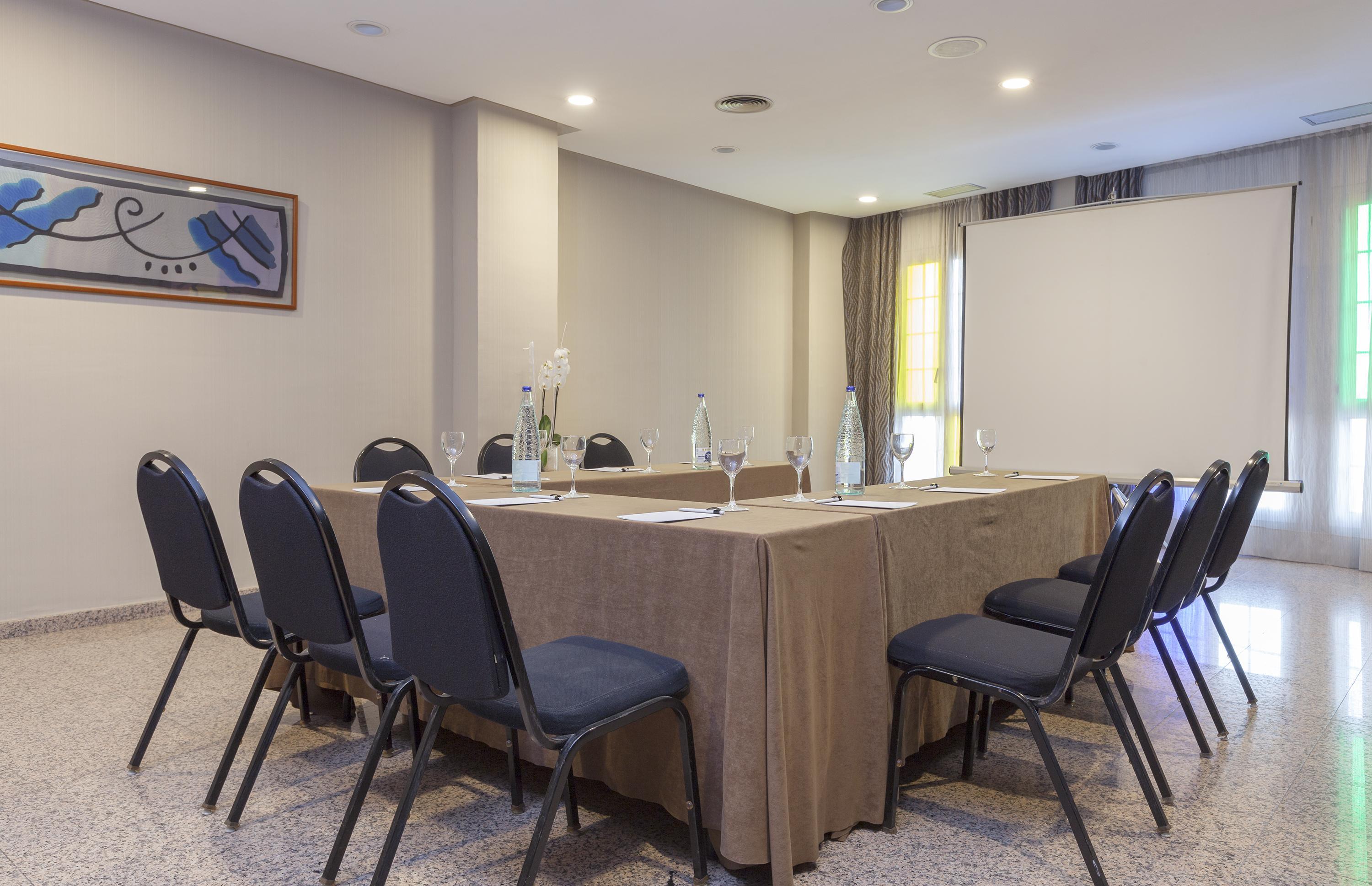 Hotel Urh Ciutat De 4*