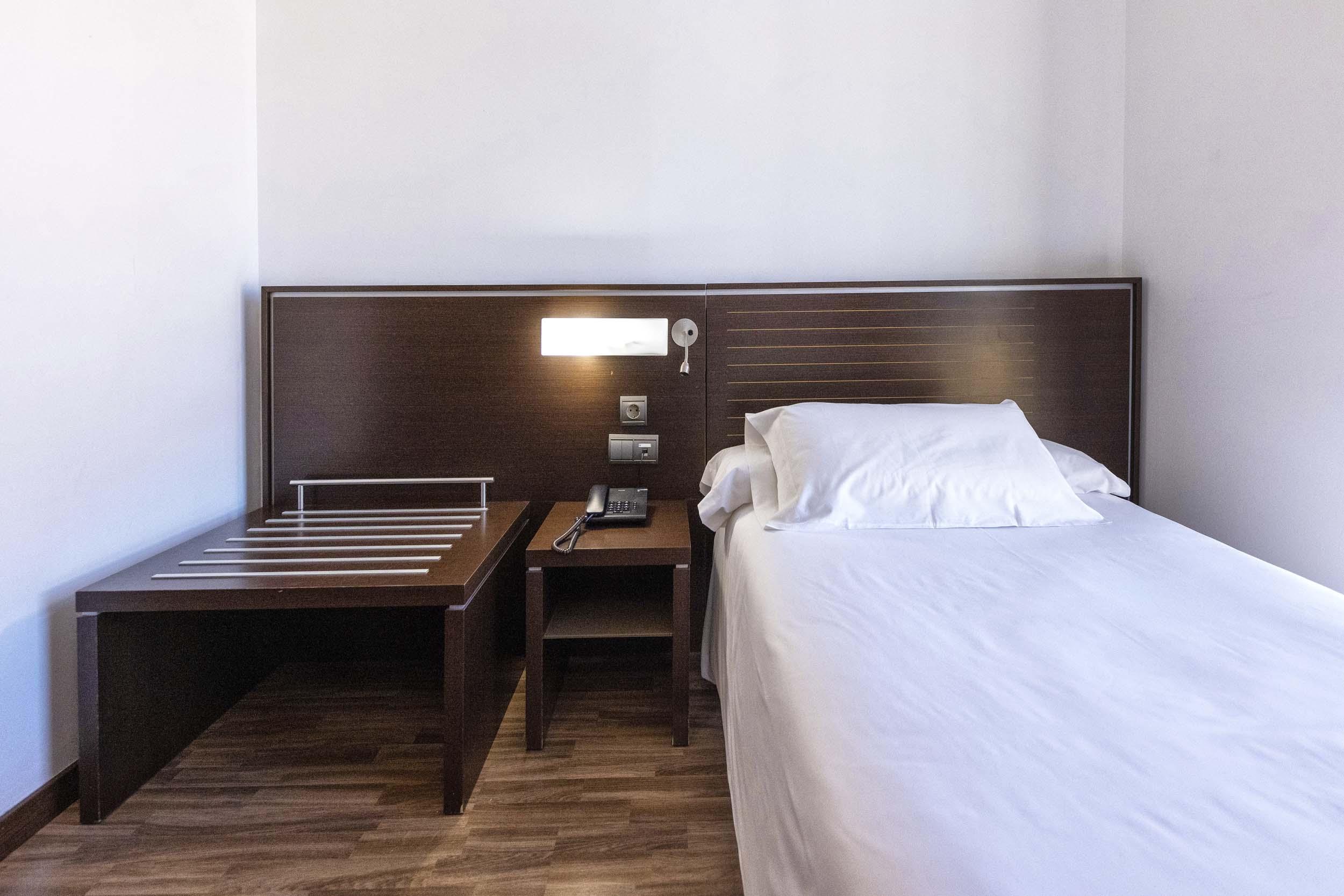 Hotel Globales Castillo De Ayud