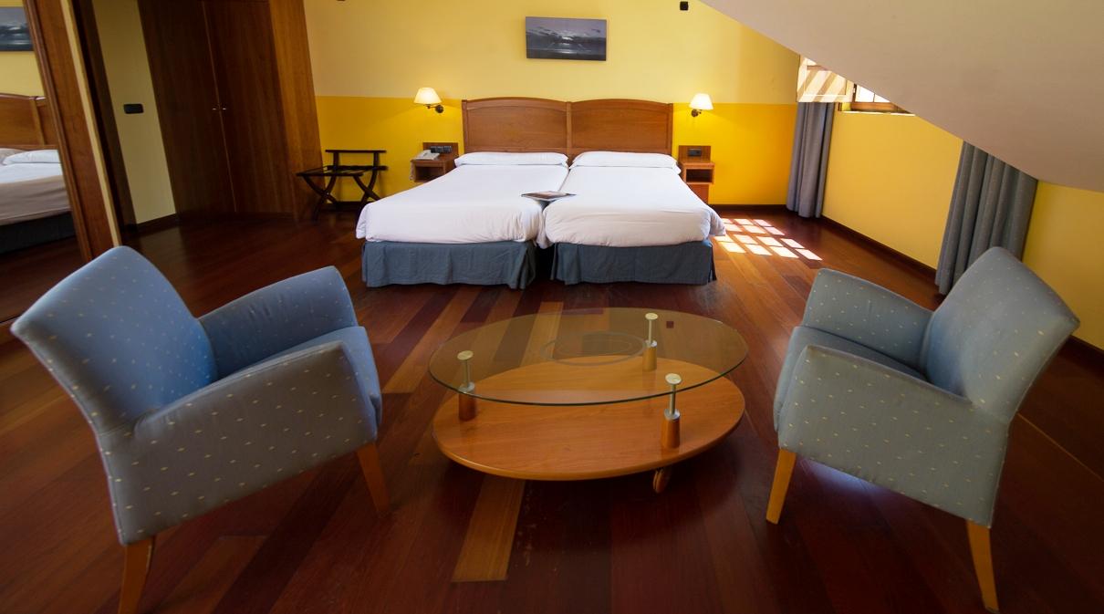Aroi Bierzo Plaza 3*