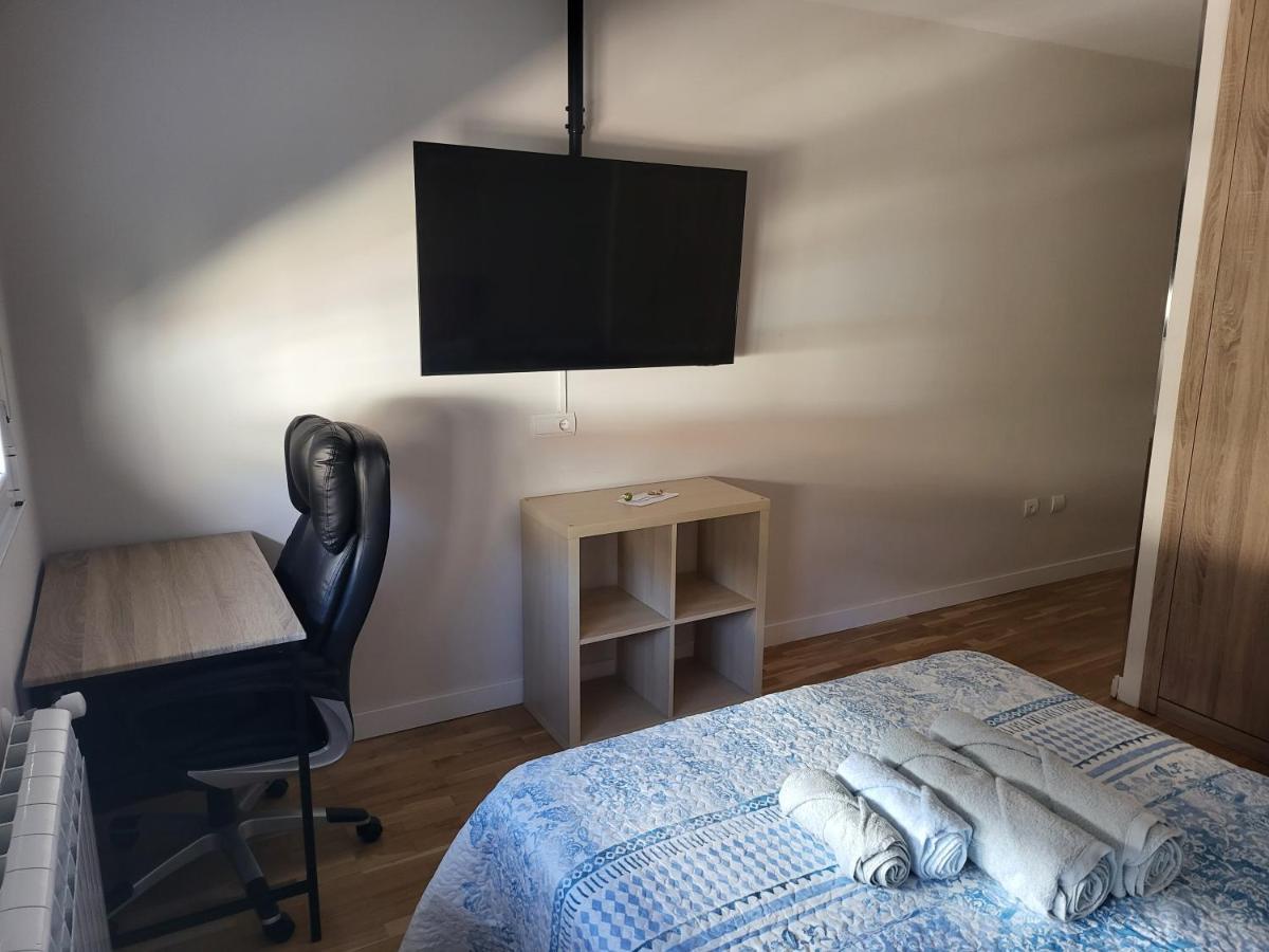 Guest house Soberbiosaparthoteles 101 Privadas Y Piso Compartido Ponferrada
