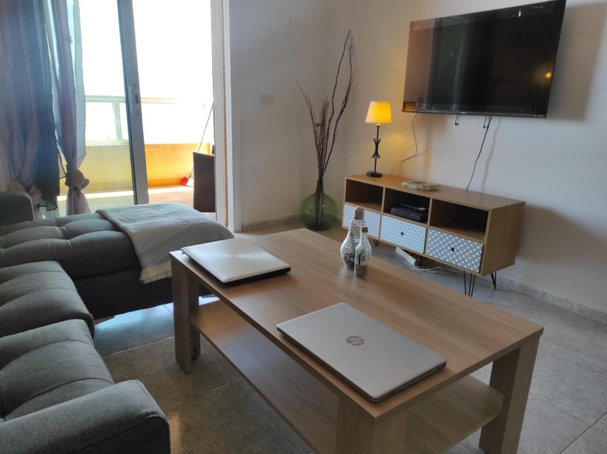Primera Linea De Playa Con Vistas Al Mar Y Plaza De Garaje Apartment *
