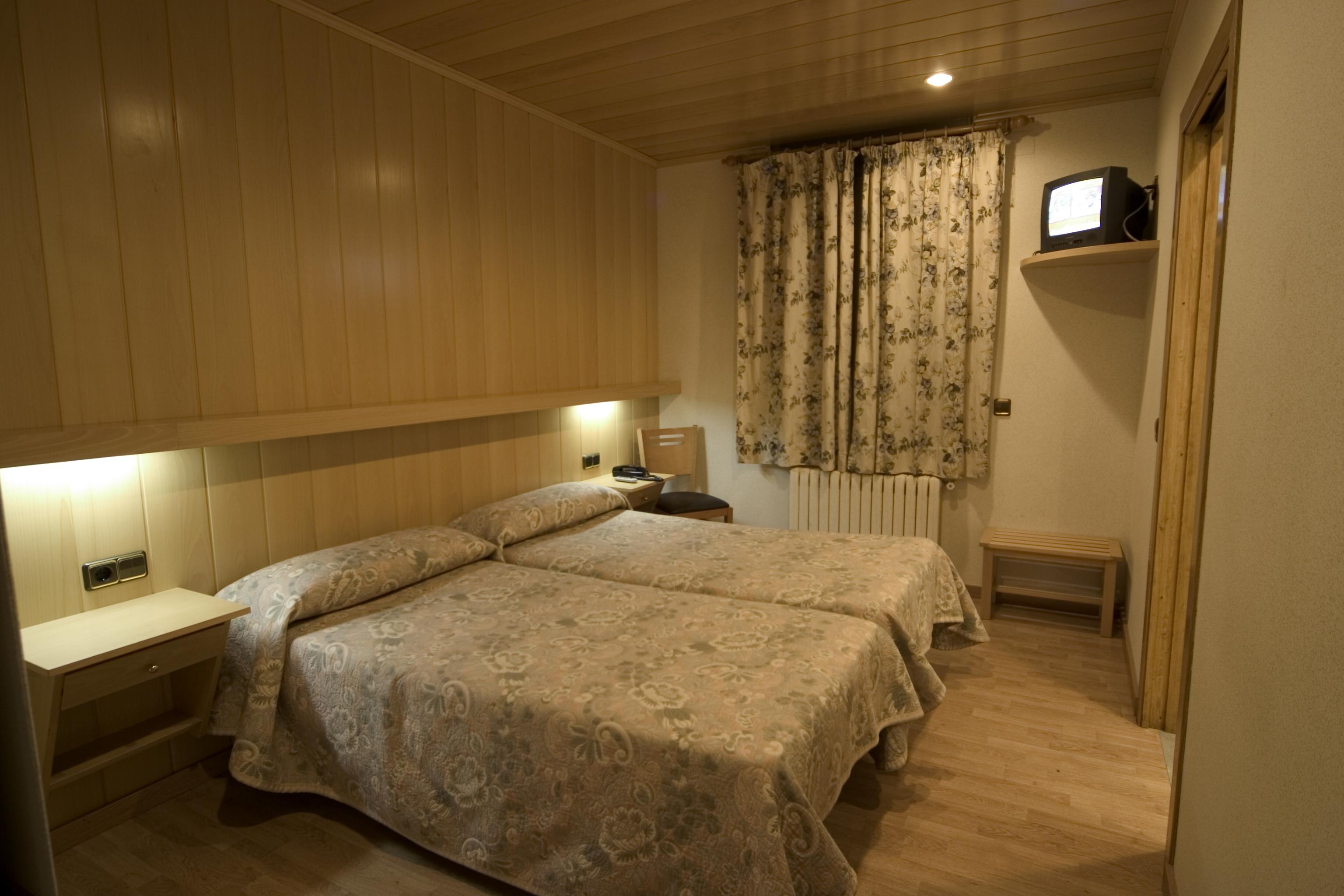 Sant Antoni Hotel *