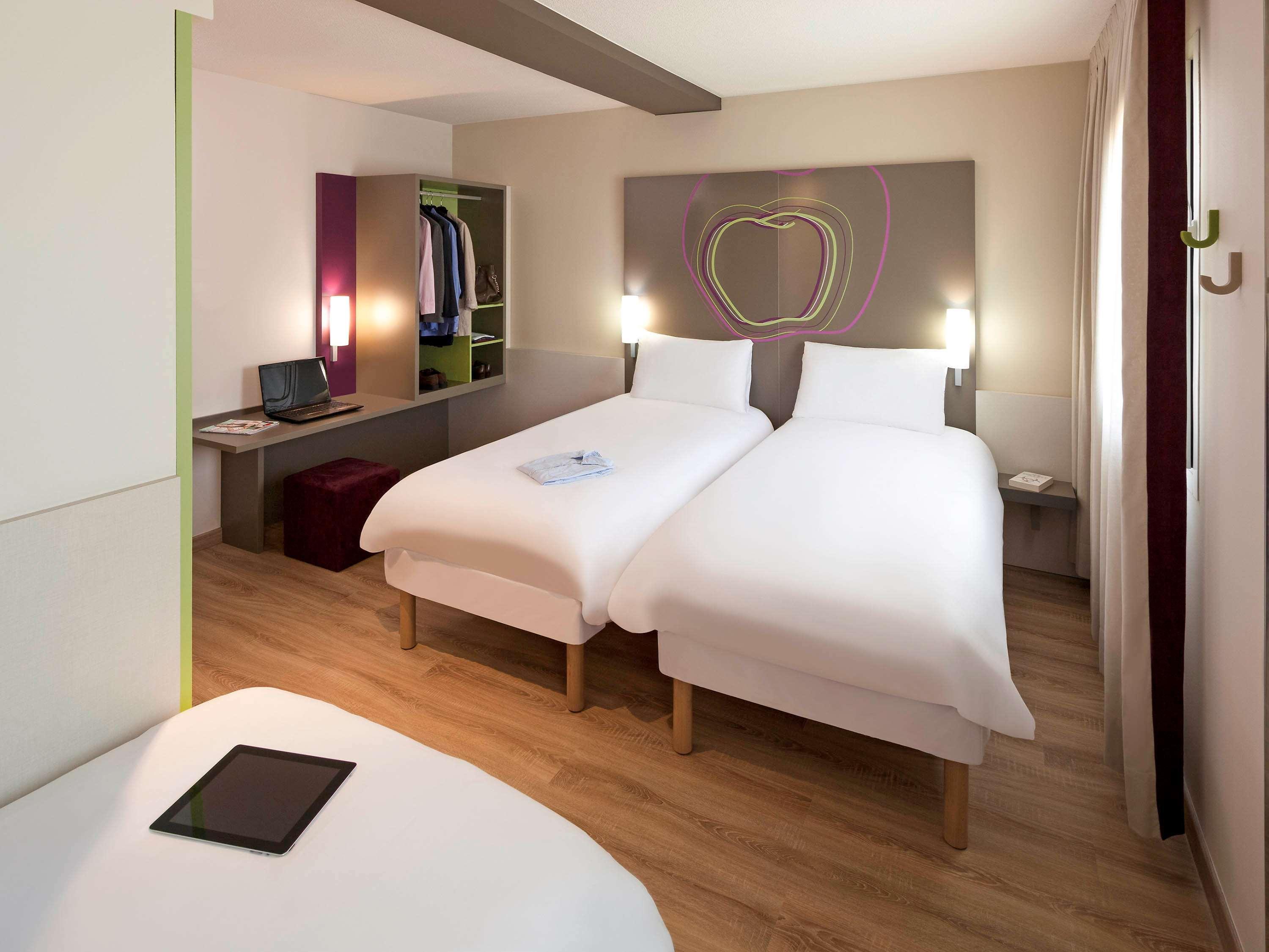 Hotel Ibis Styles Torrefarrera 2*