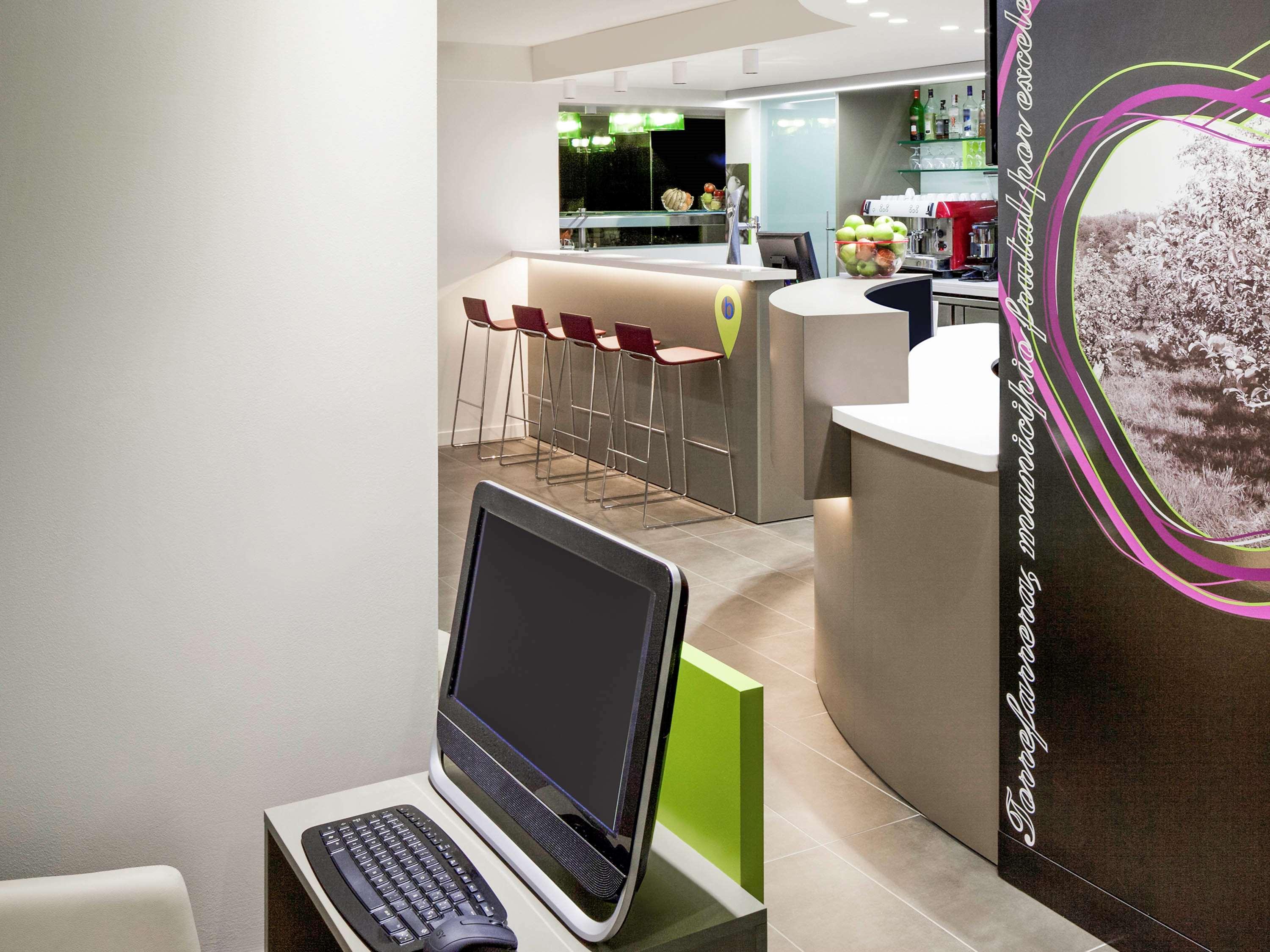 Ibis Styles Torrefarrera Hotel