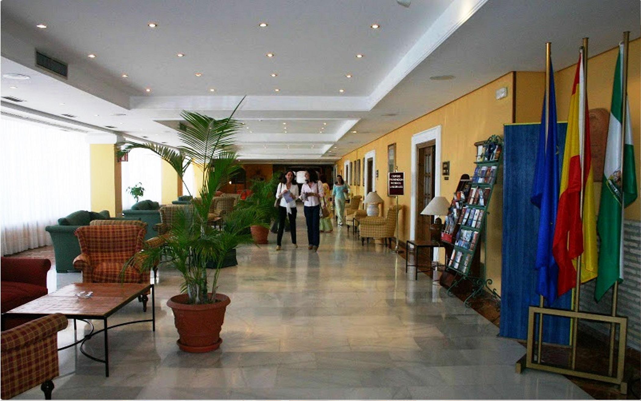 Bahia Sur Hotel 4*