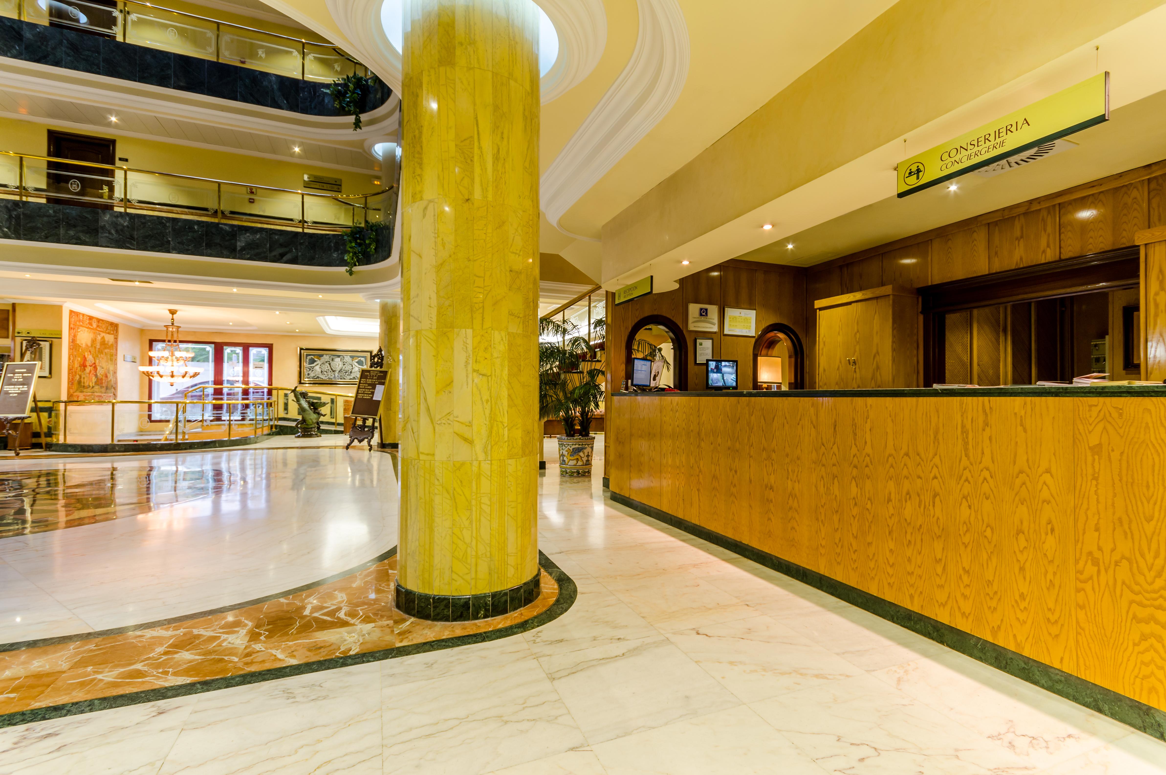 Hotel Infanta Cristina 4*