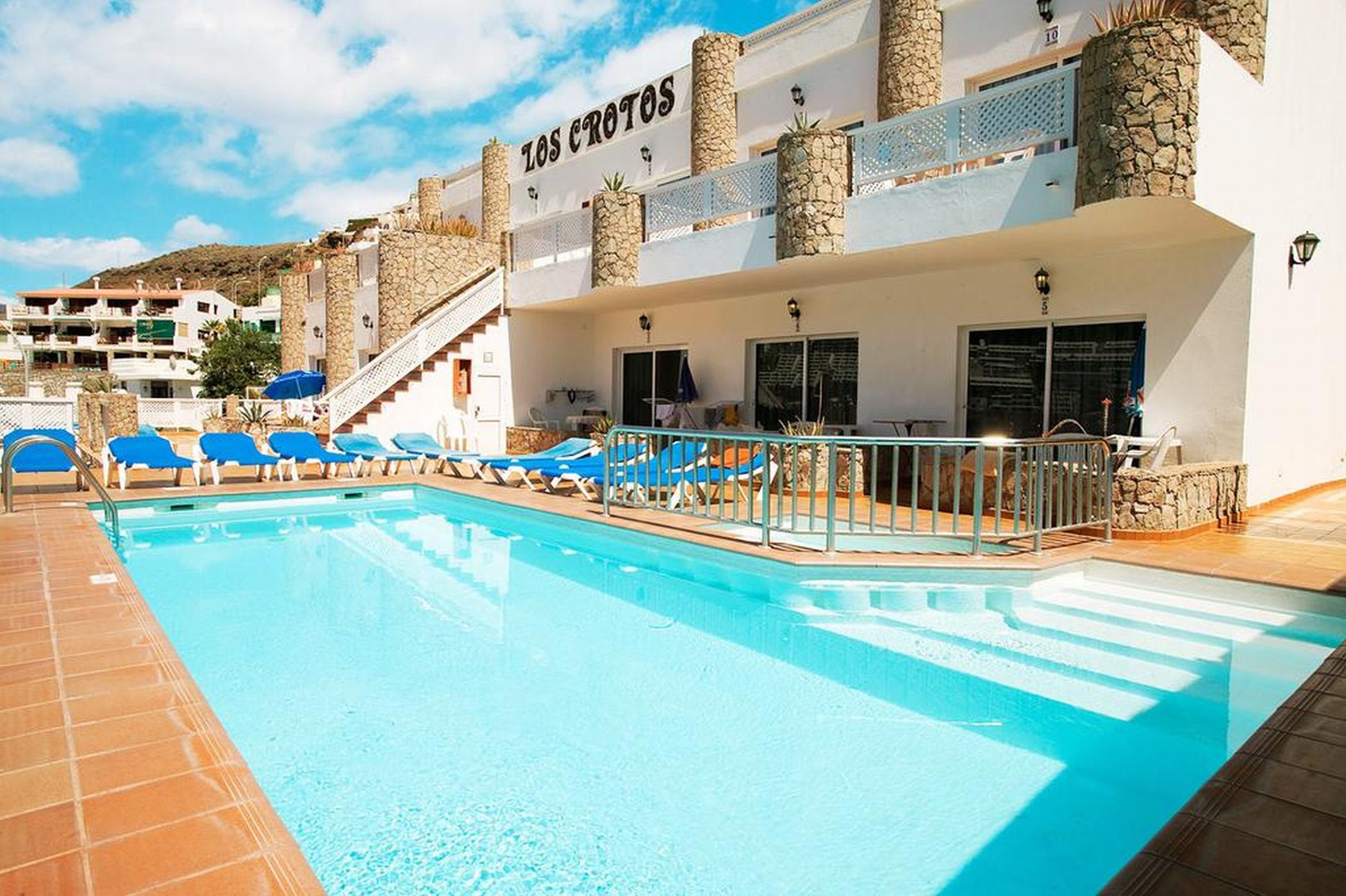 Hotel Crotos 2*