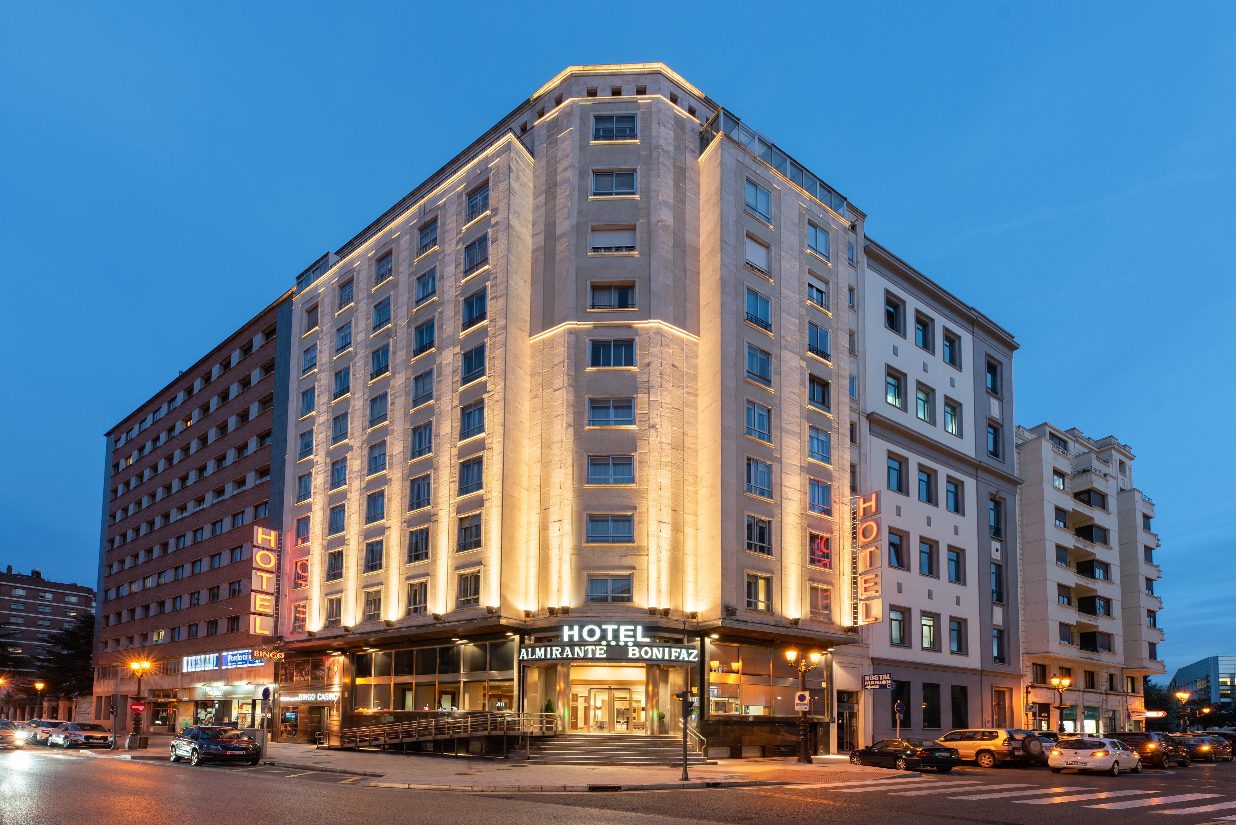 Hotel Crisol Almirante Bonifaz 4*
