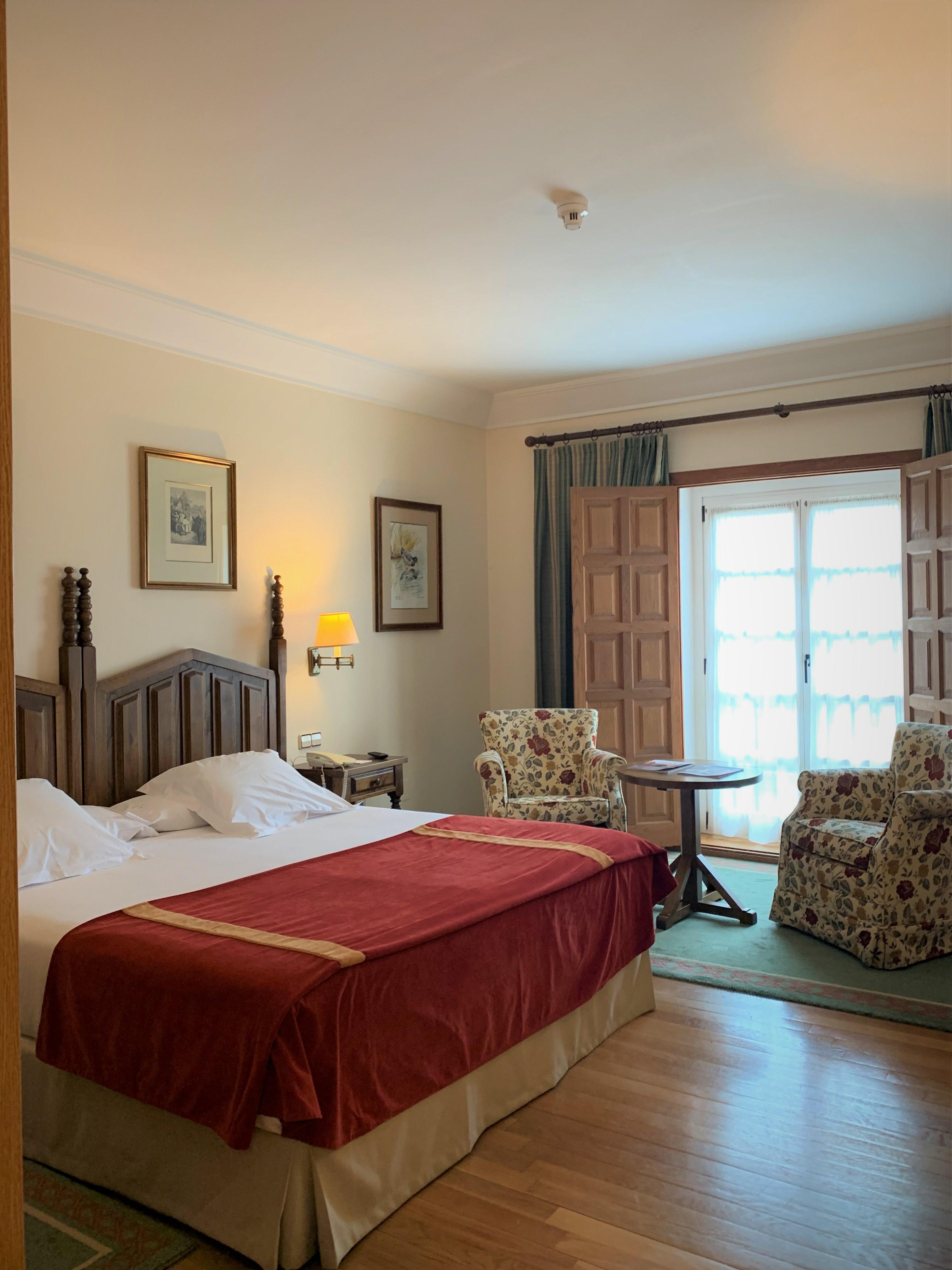 Hotel De 4*
