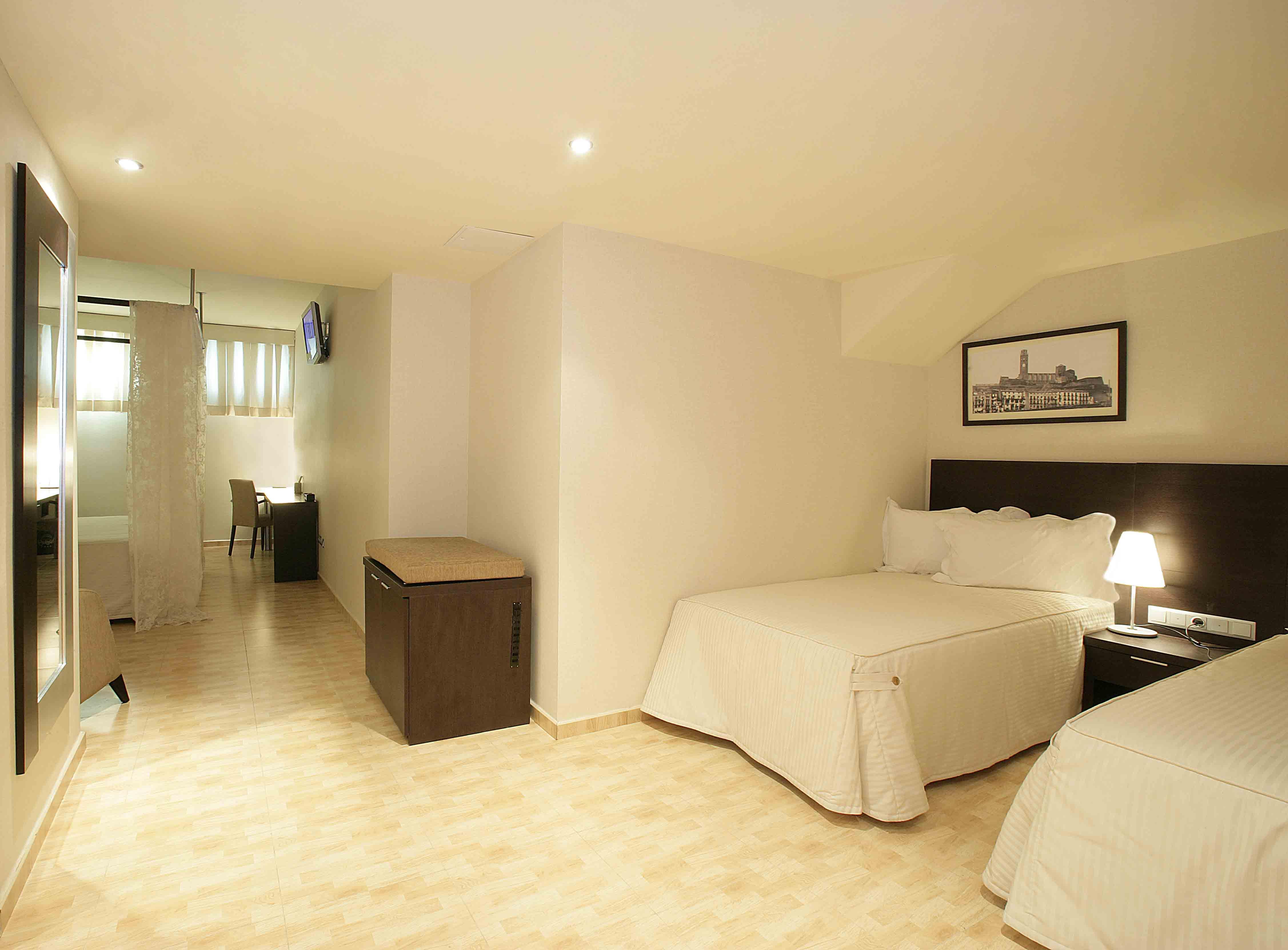 Nastasi & 4* Lleida