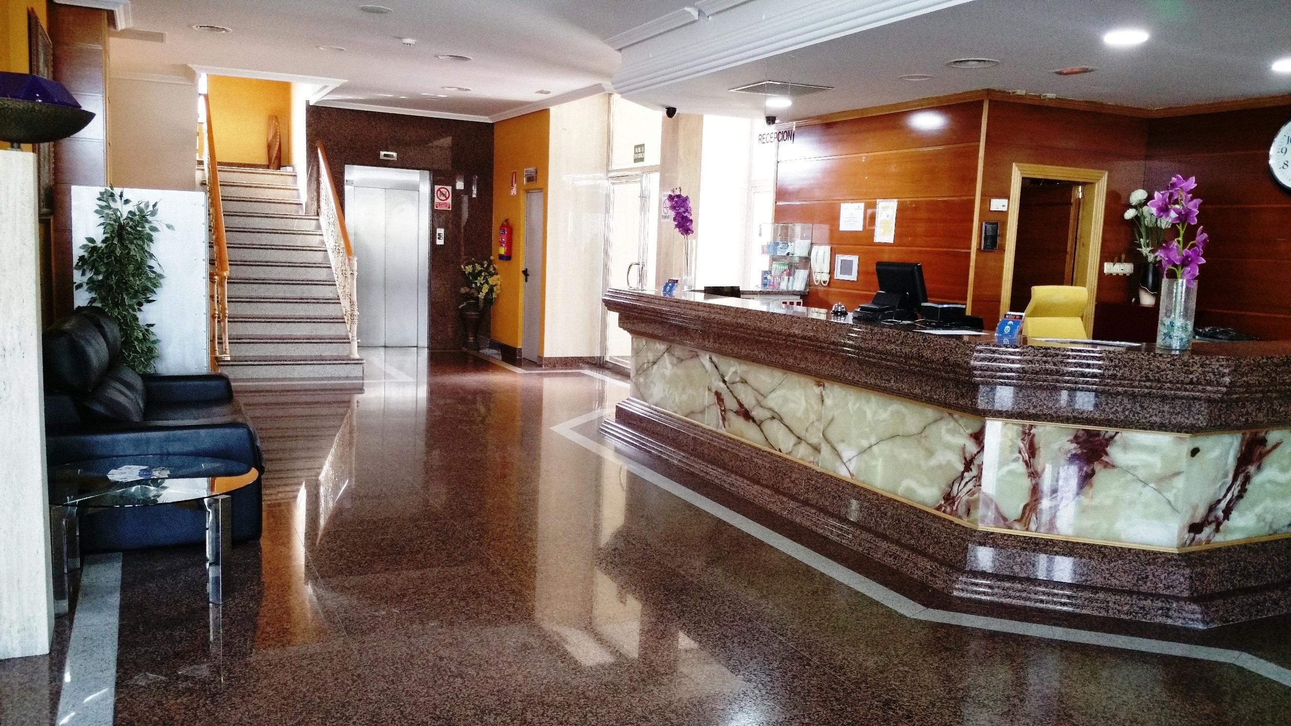 Hotel Humanes 2*