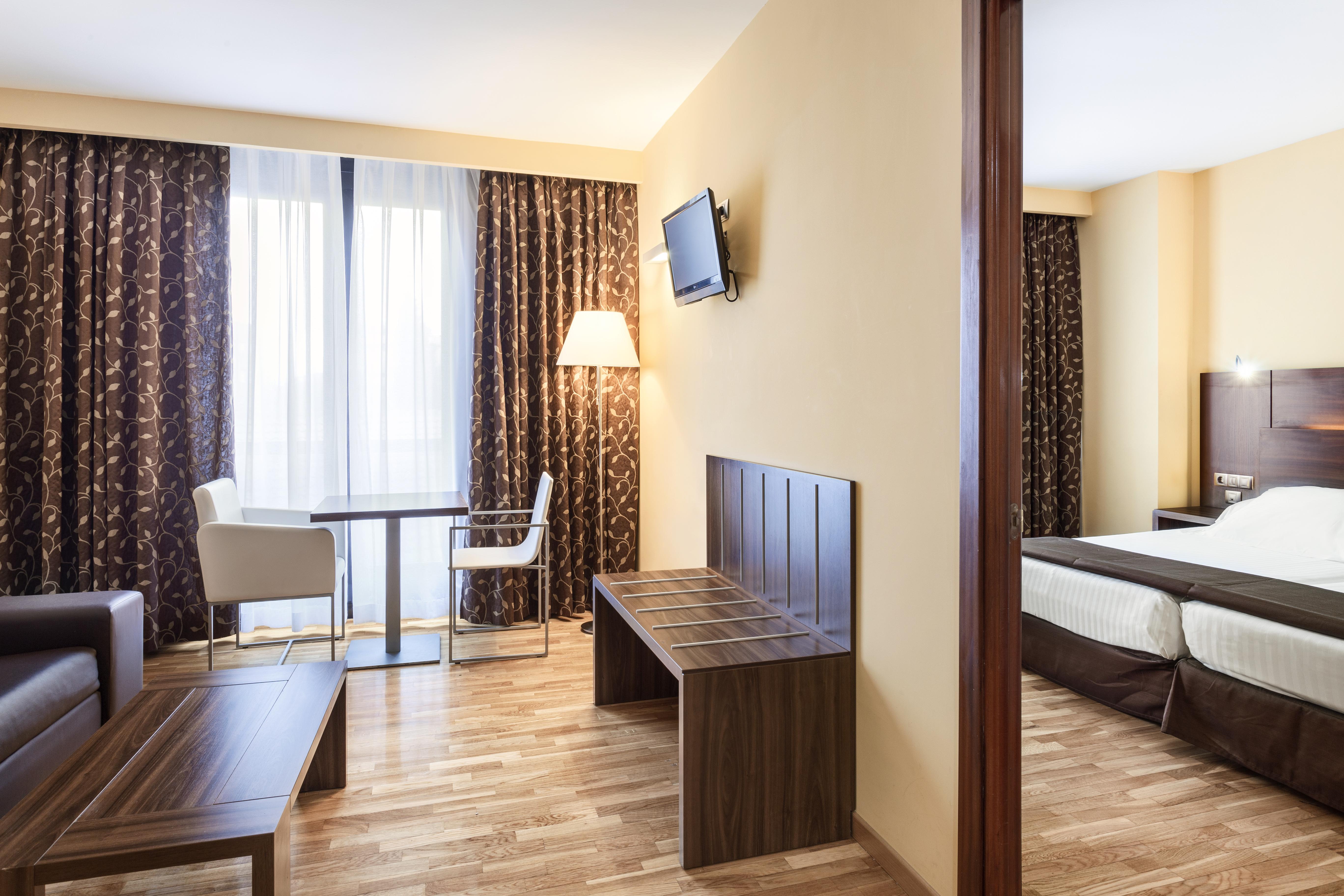 Hotel Exe Dona Carlota 4*