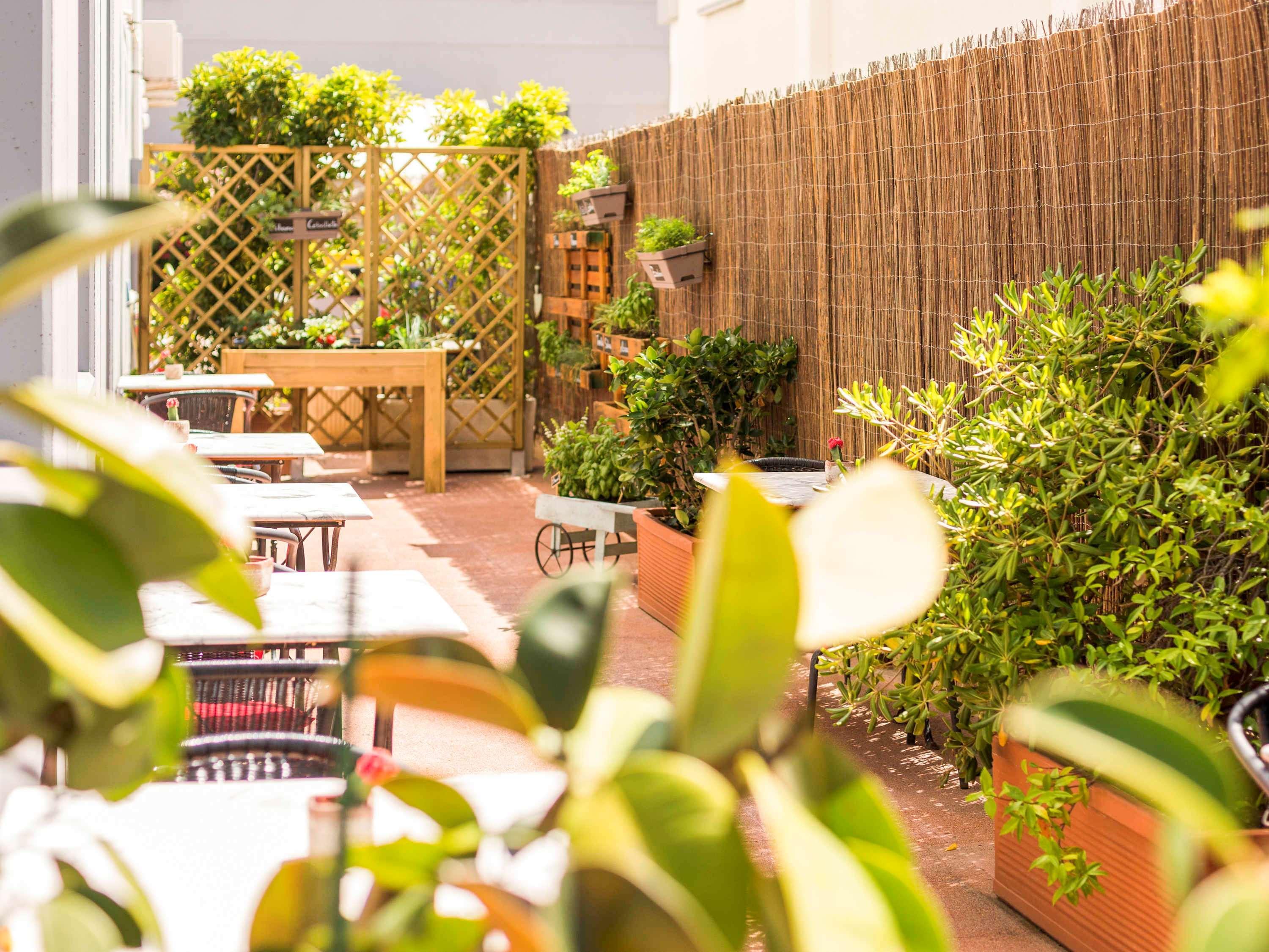 Ibis Barcelona 2*