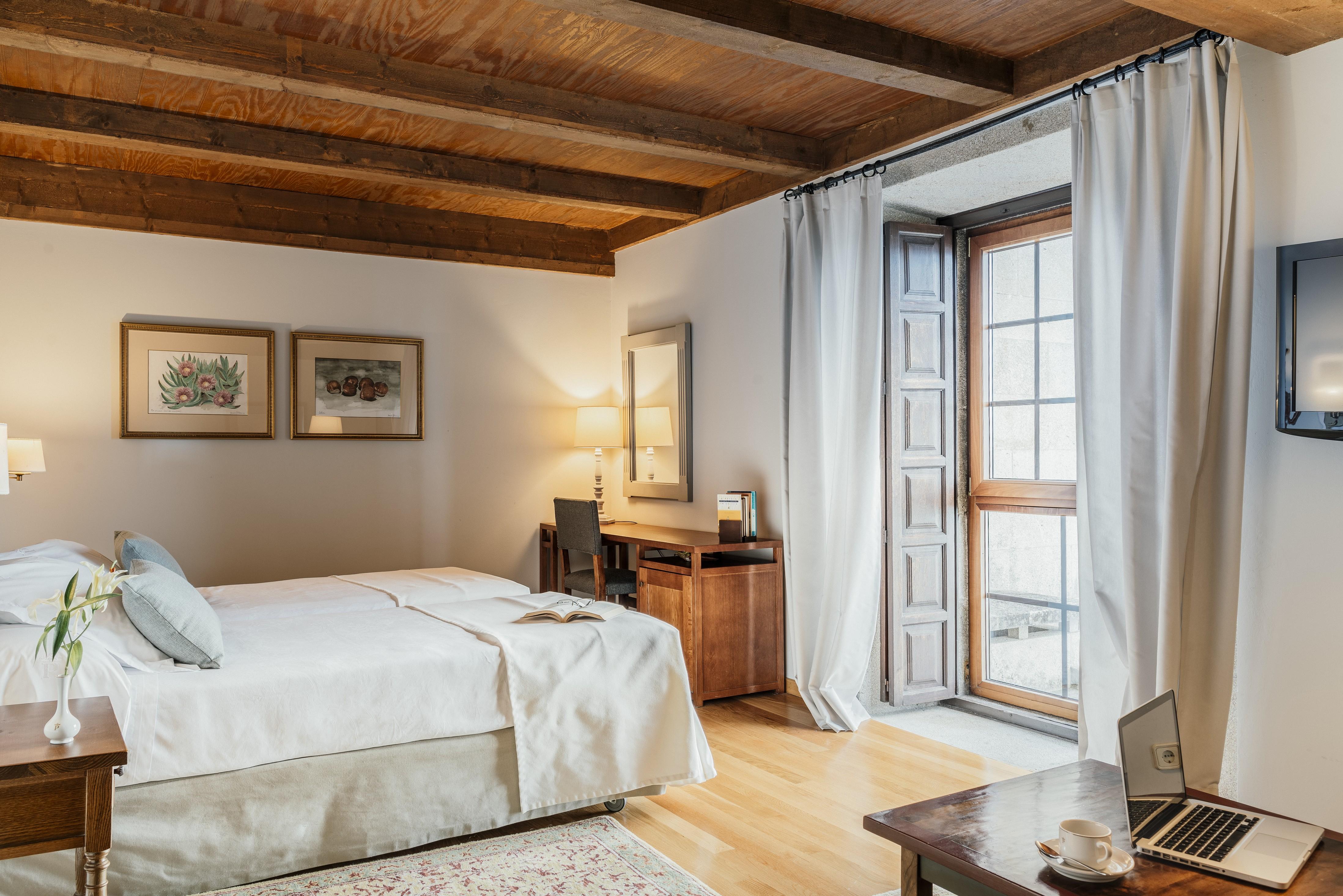 De 4* Baiona