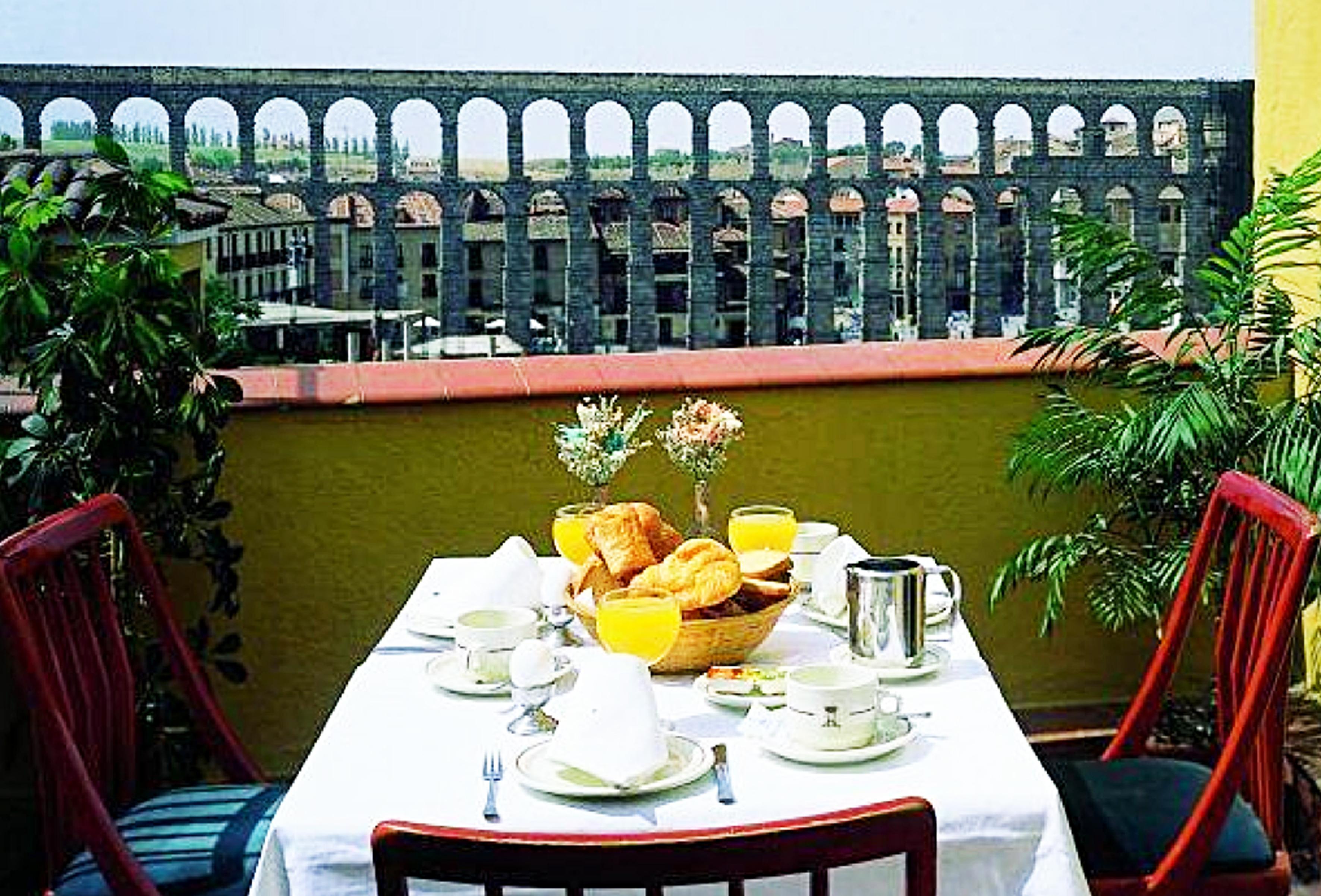 Ele Acueducto Hotel