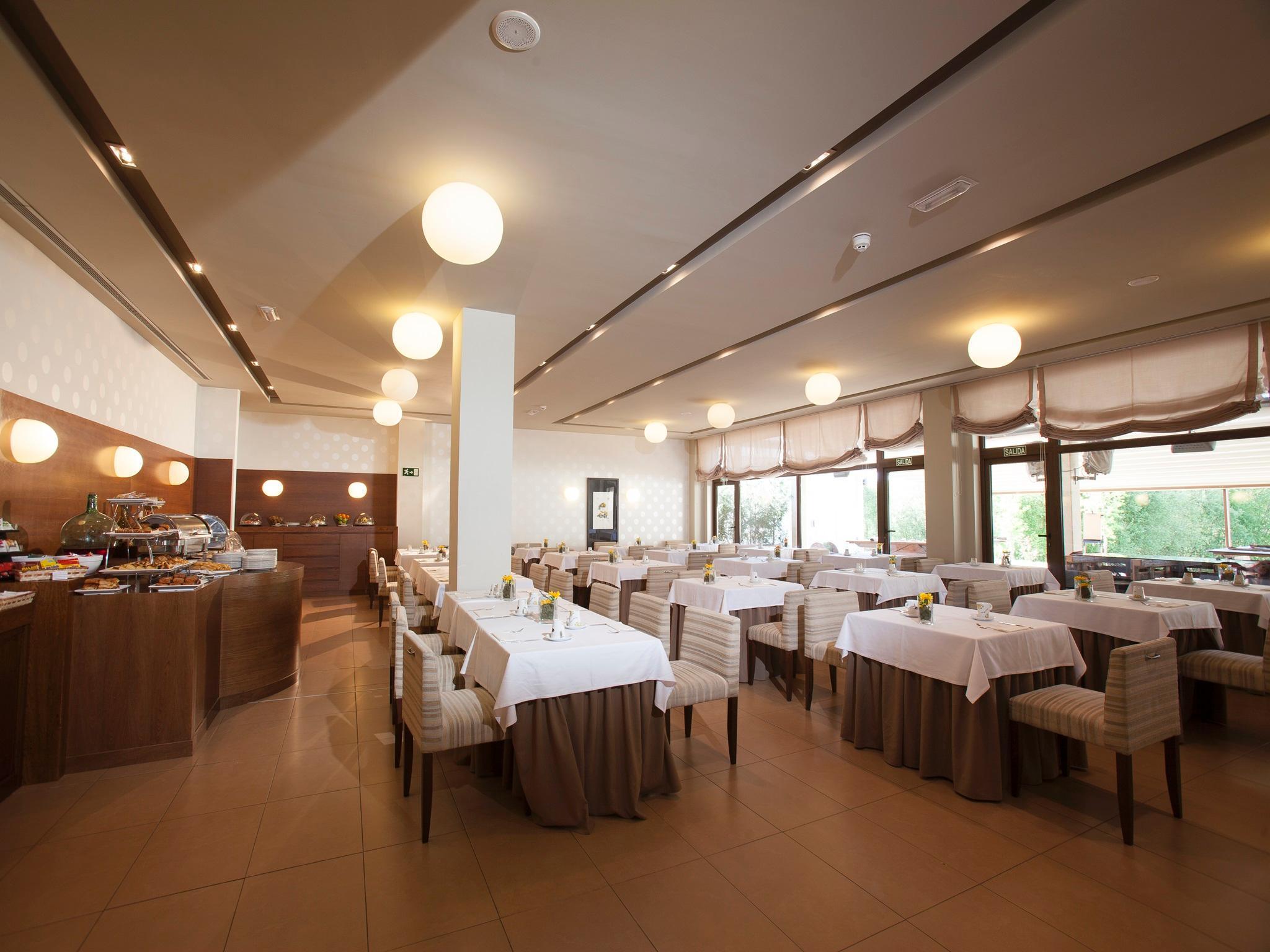 Hotel Attica21