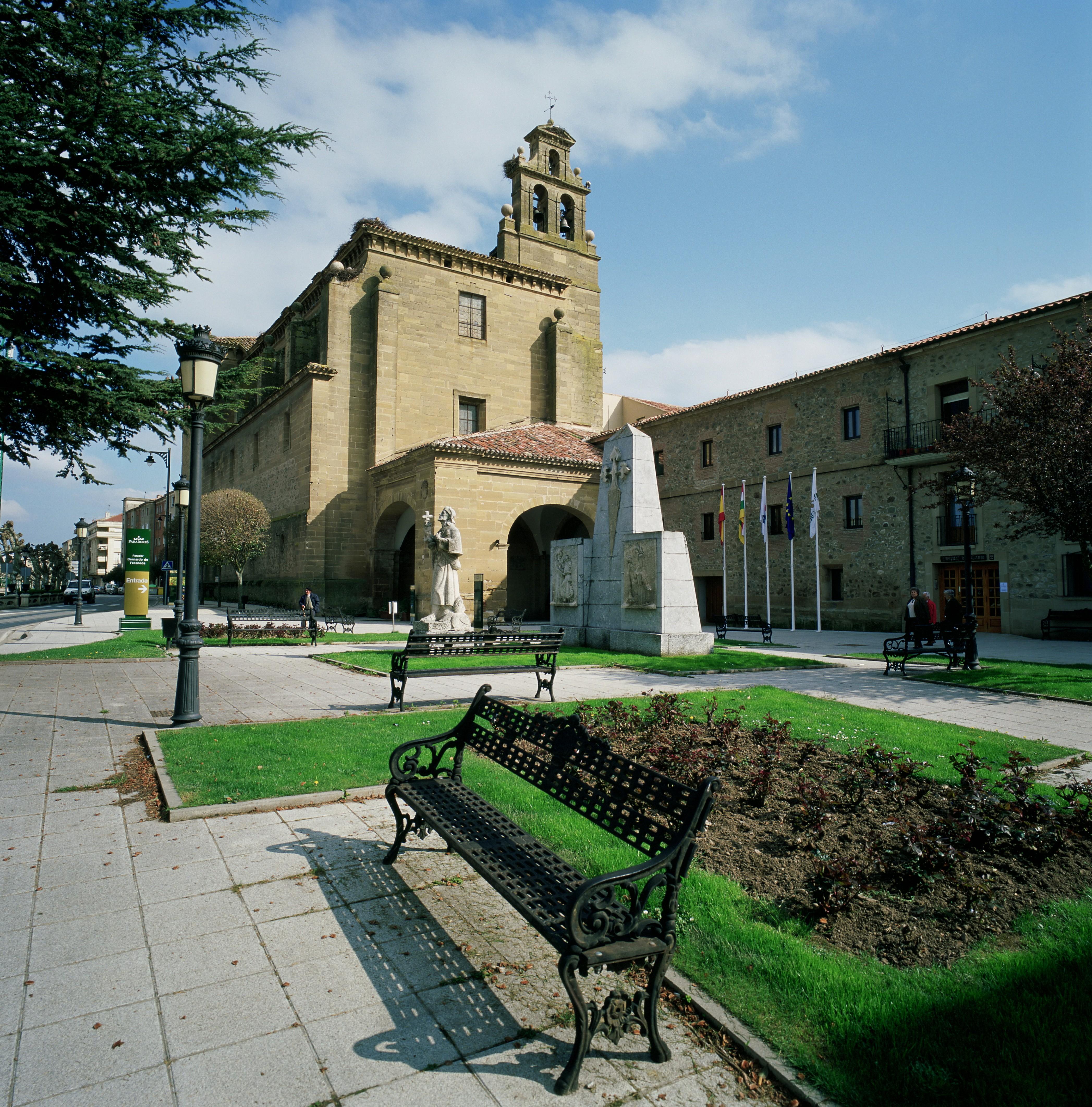 De Sto. Domingo Bernardo De Fresneda Hotel