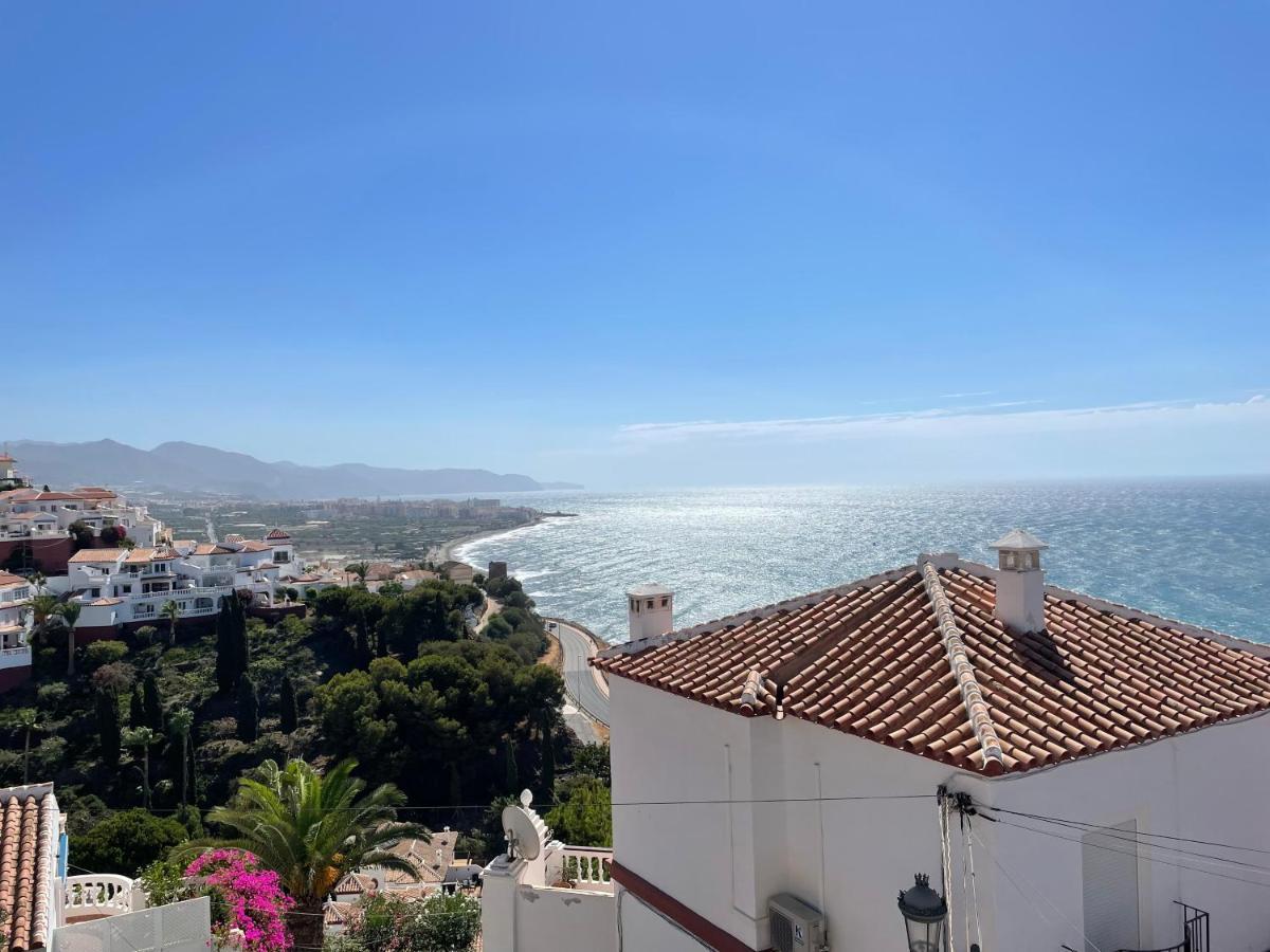 Ladera Panorama Villa *
