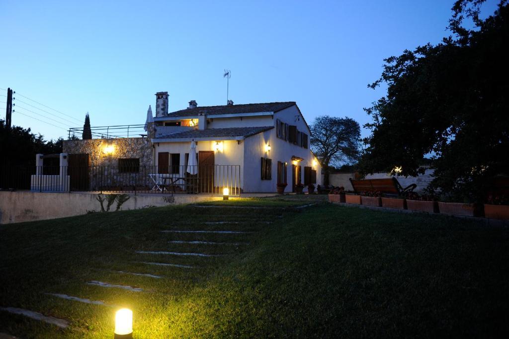 Allotjaments Rurals Vallplana Country house