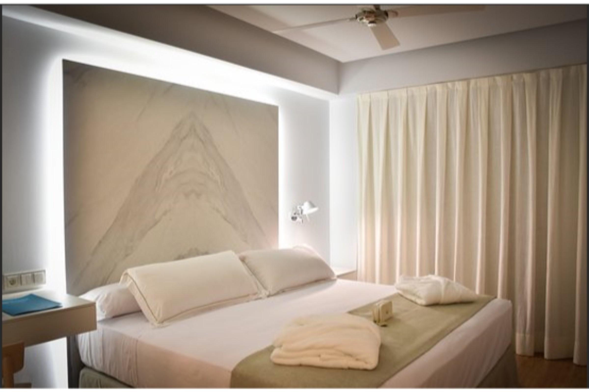 Hotel Talayot - Adults Only