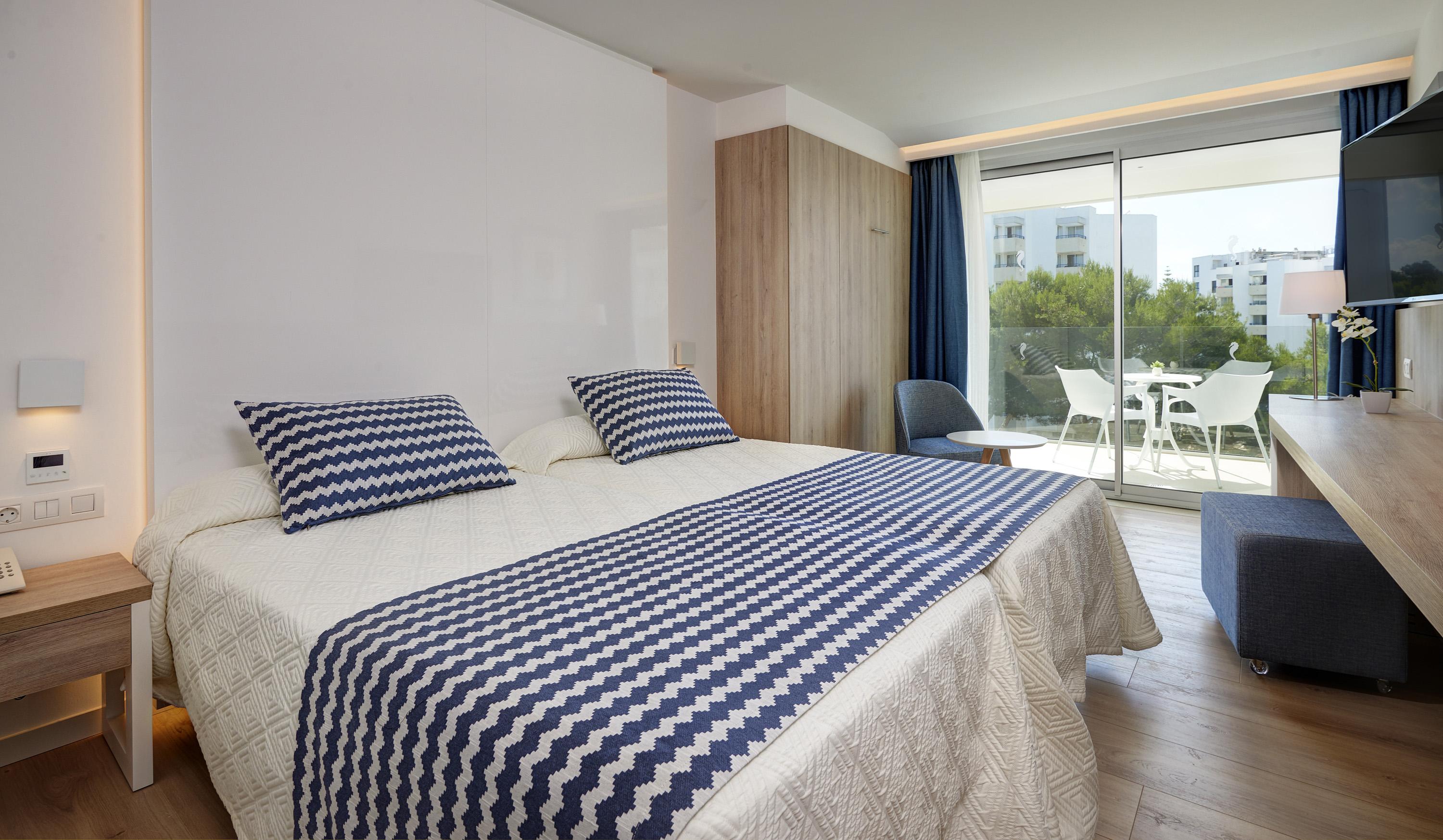 Hipotels Bahia Cala Millor - Adults Only 4*