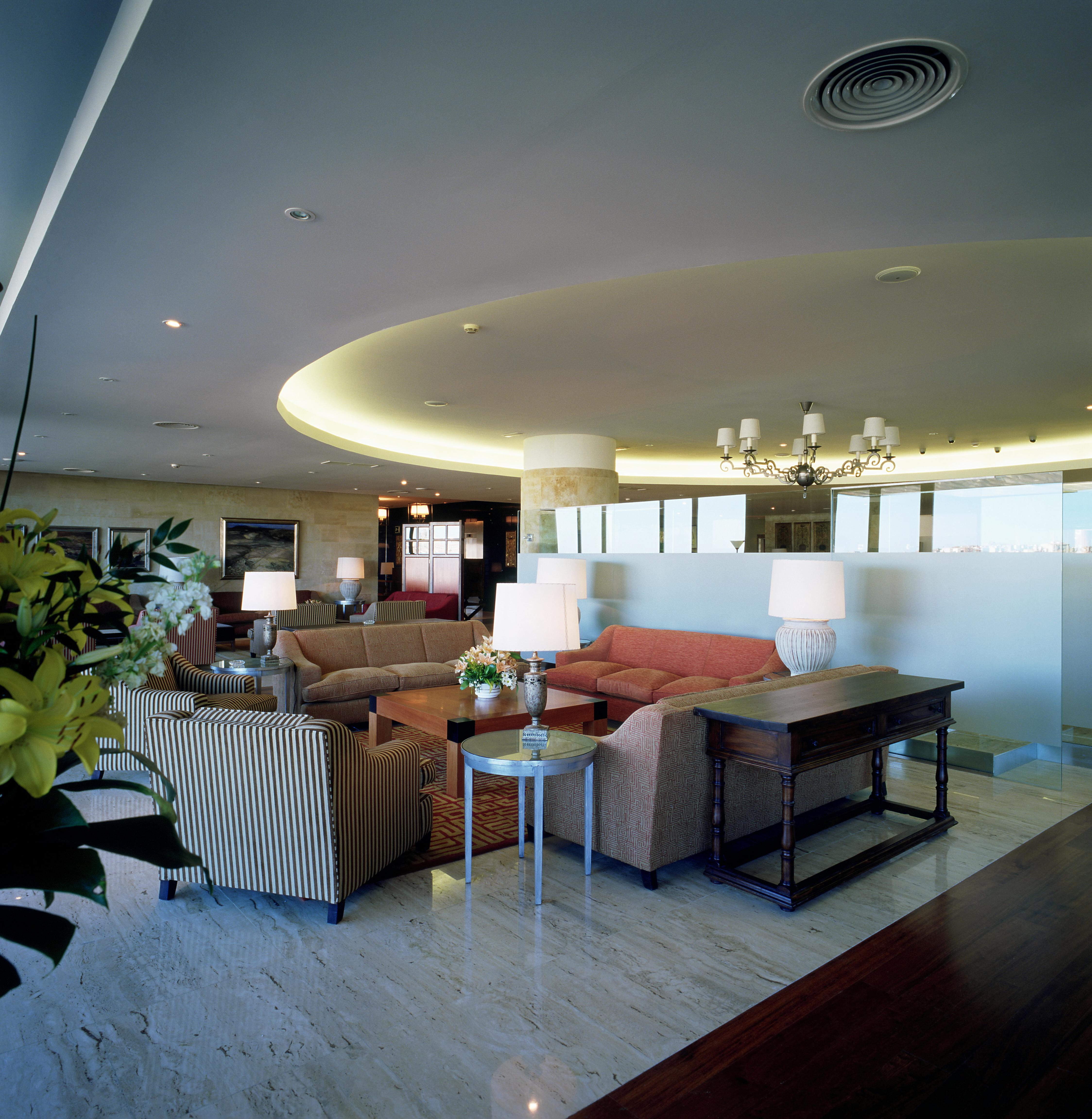 Hotel De 4*