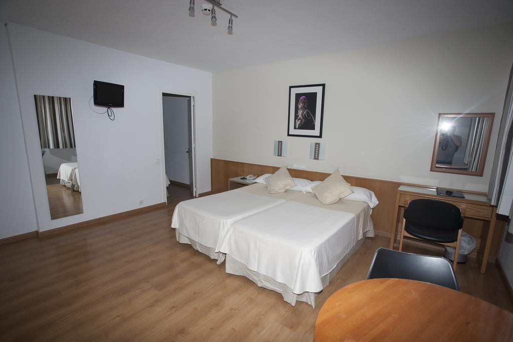 Neptuno Hotel 3*