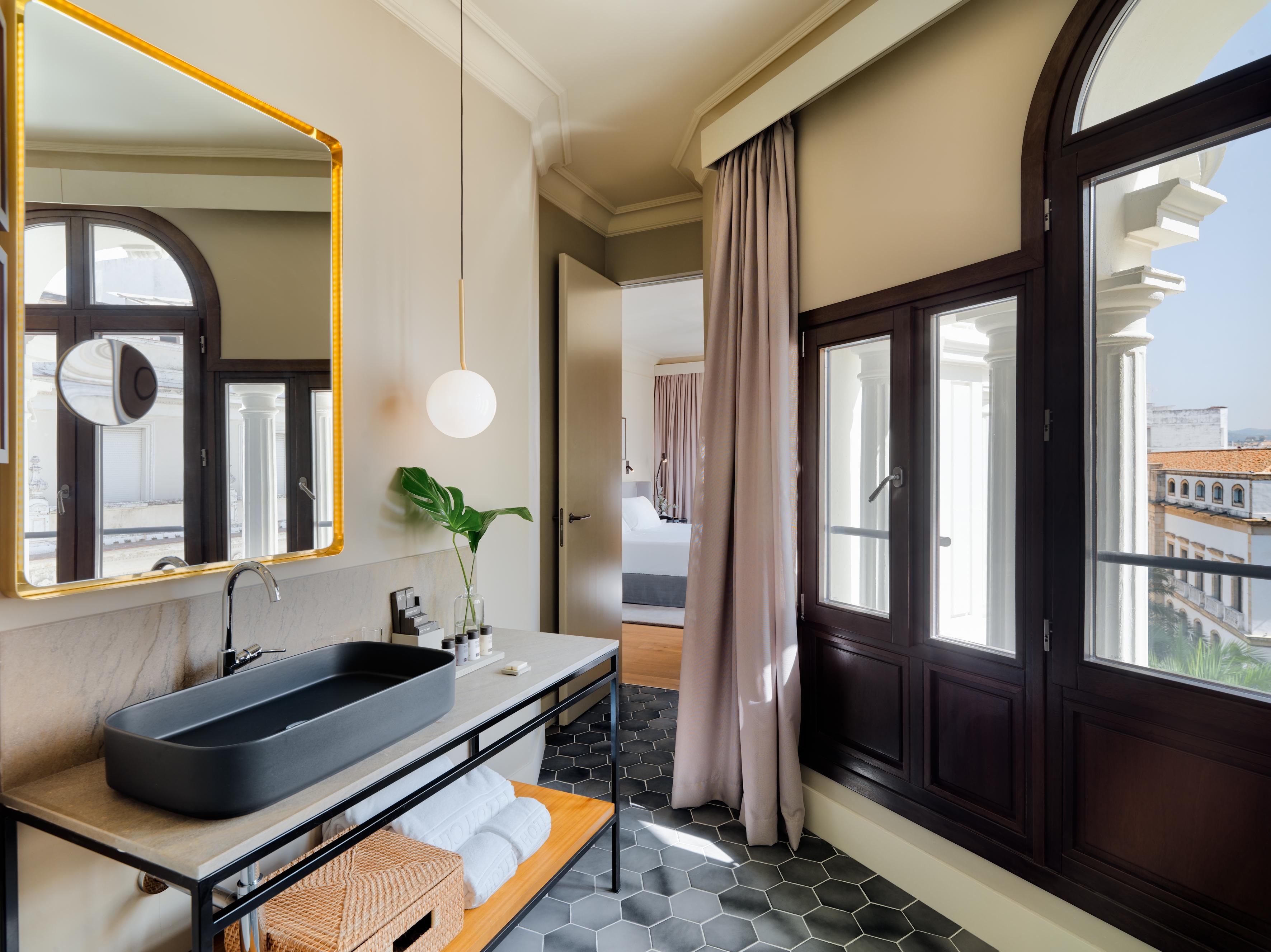 H10 Palacio Colomera 4*
