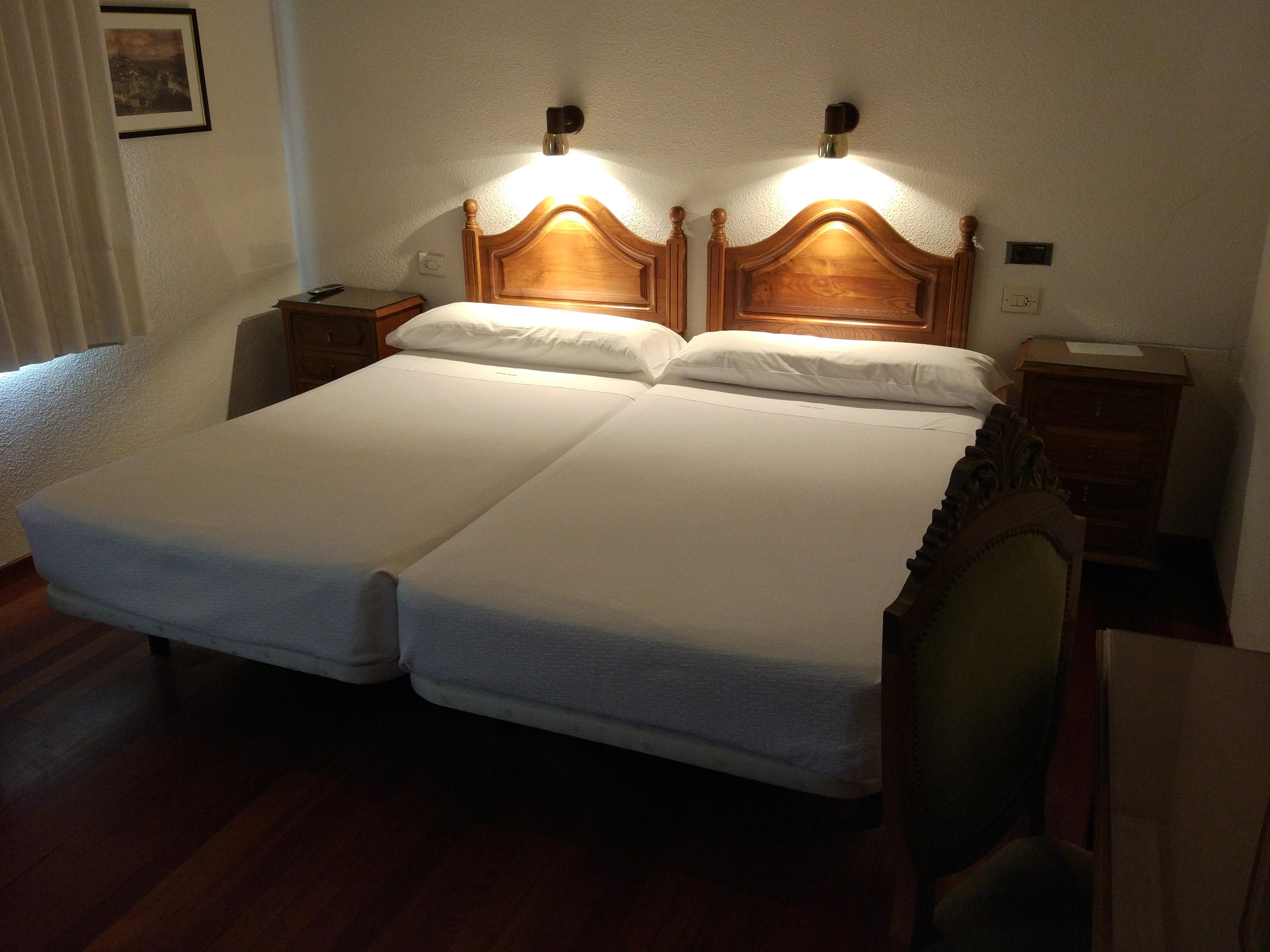 Perales Hotel 2*