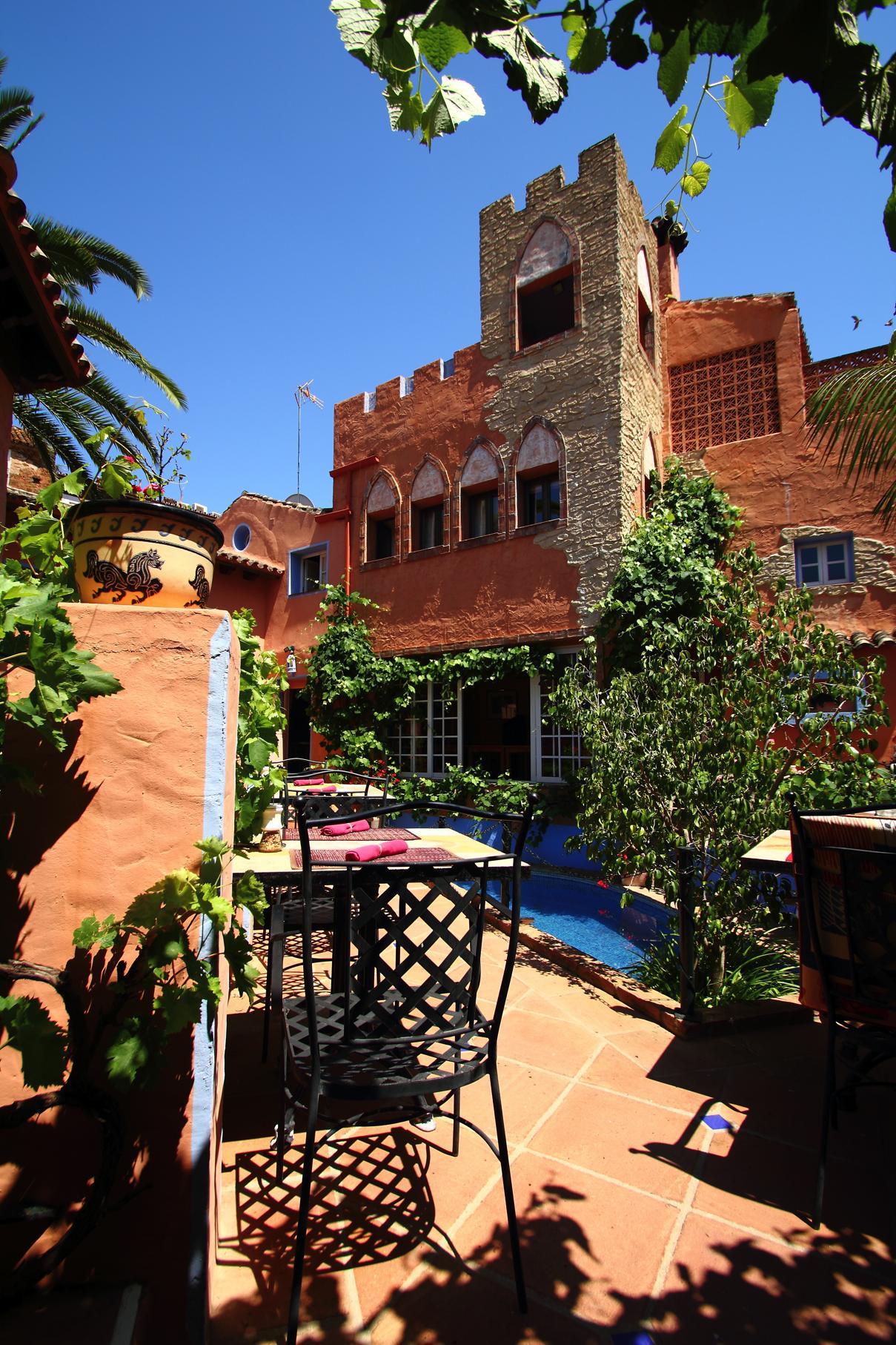 Amanhavis Hotel
