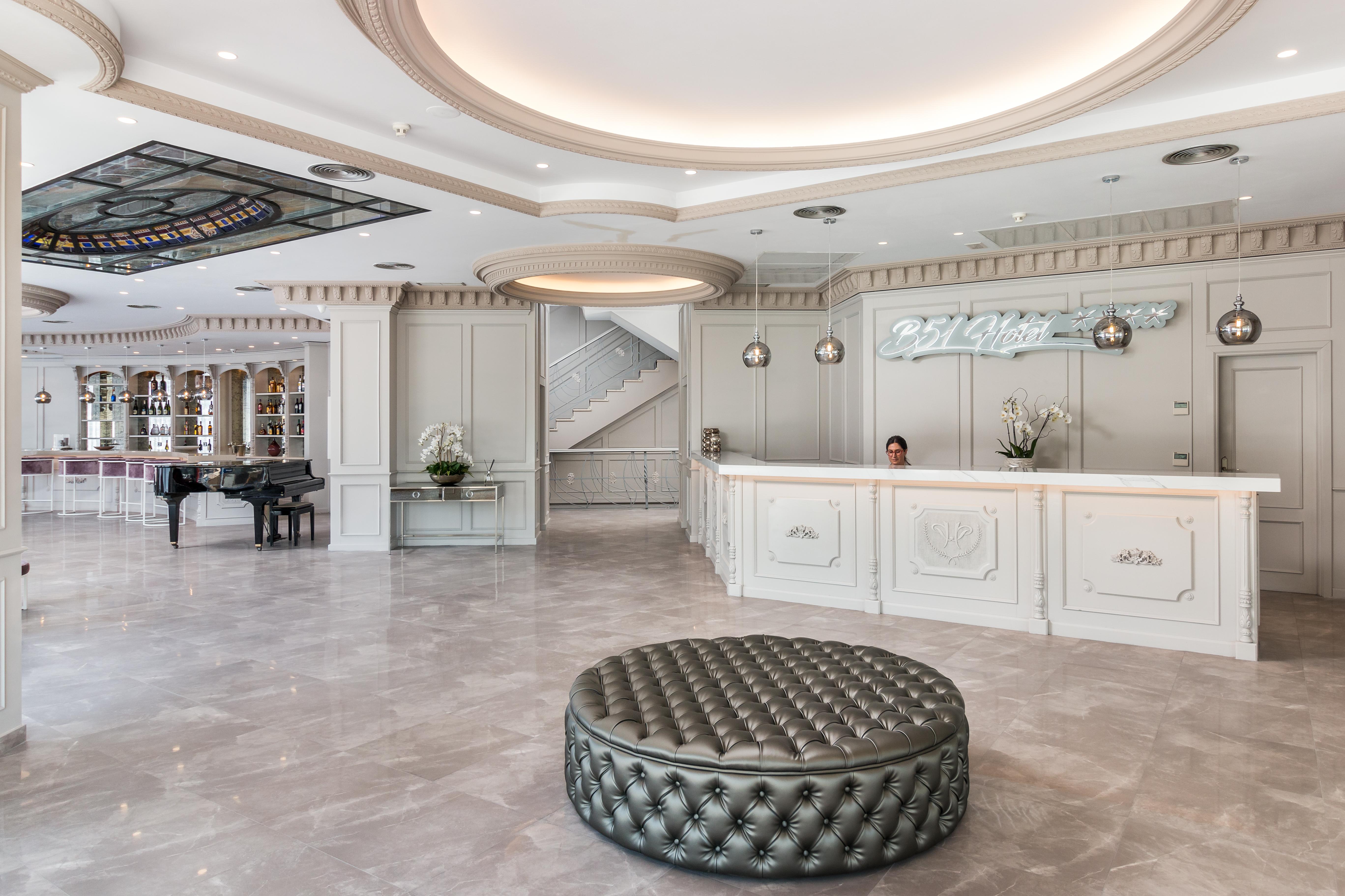 Park Plaza Apartahotel