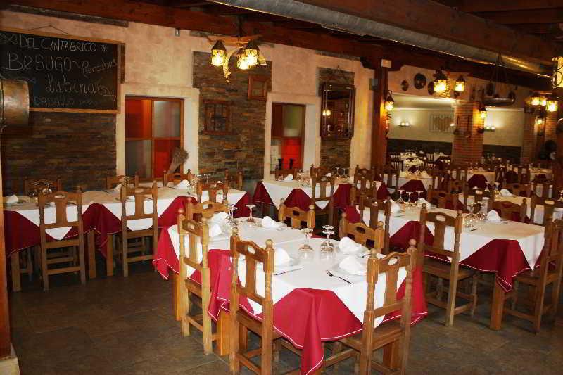 Hotel San Emeterio 2*