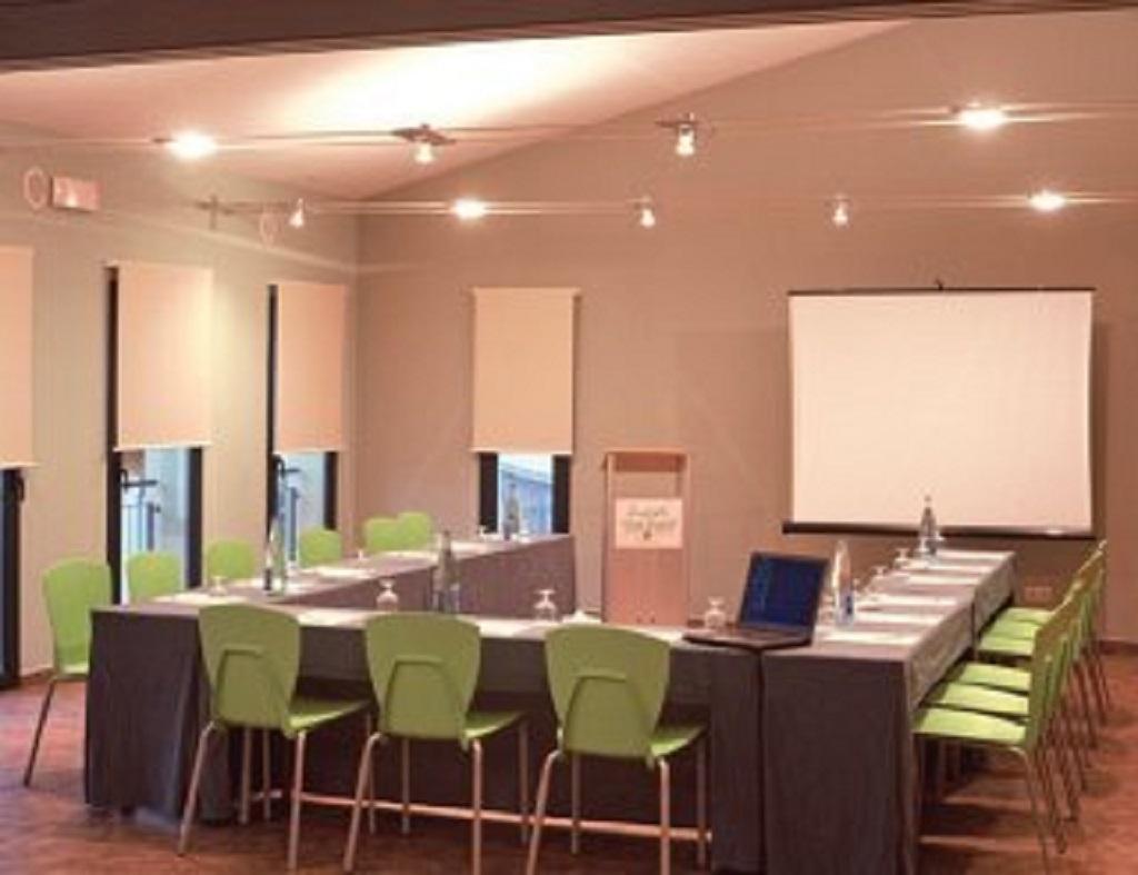 Vilar Rural De Sant Hilari By Serhs Hotel