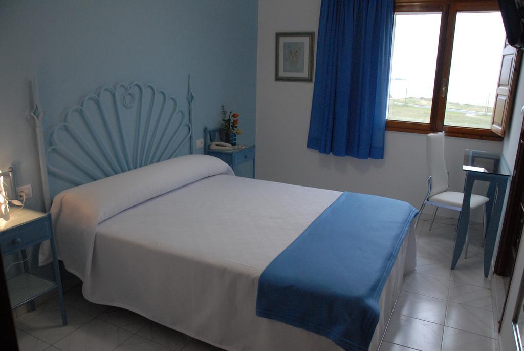 Playa De Catedrales Hotel 2*