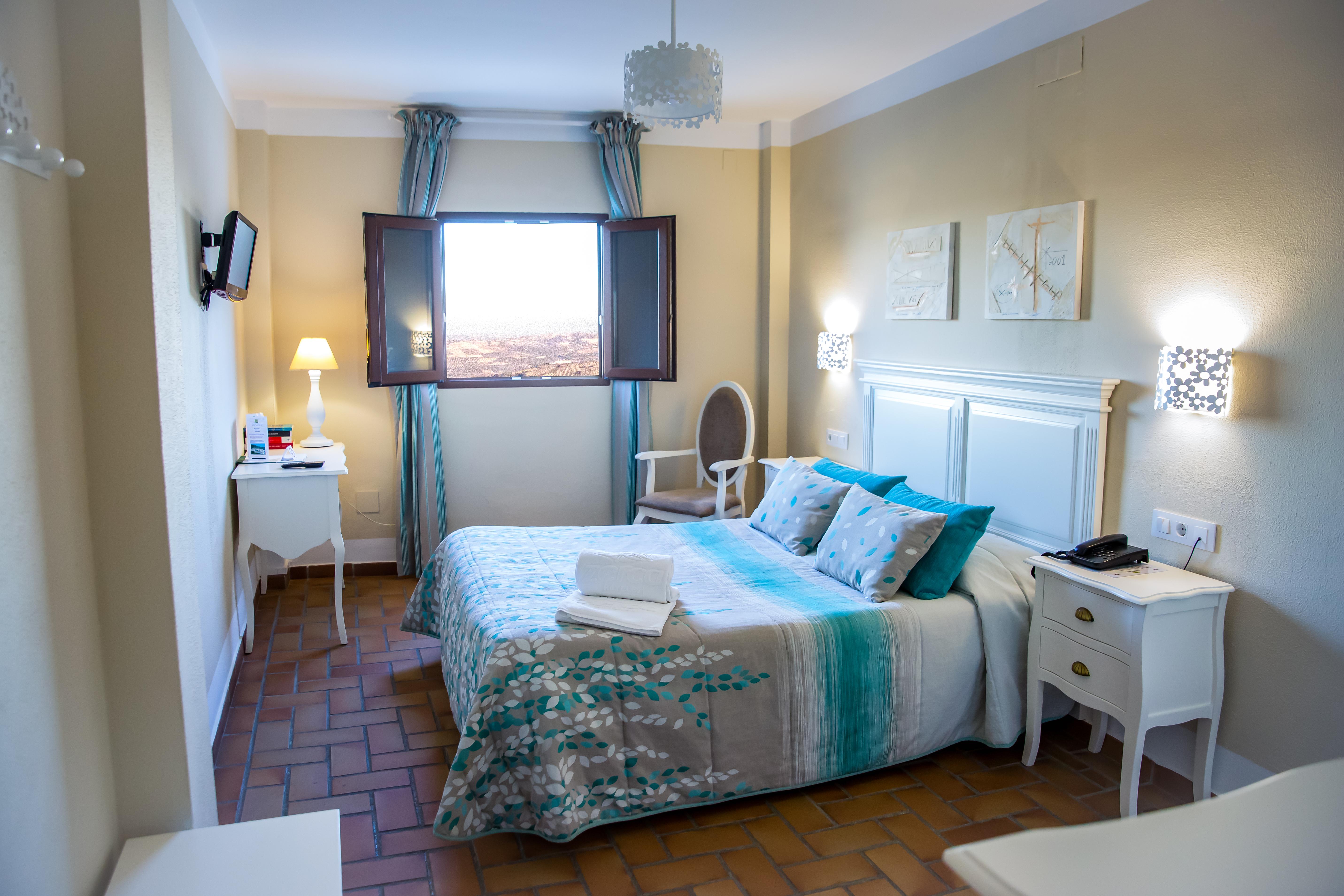 Zuhayra Hotel 2*